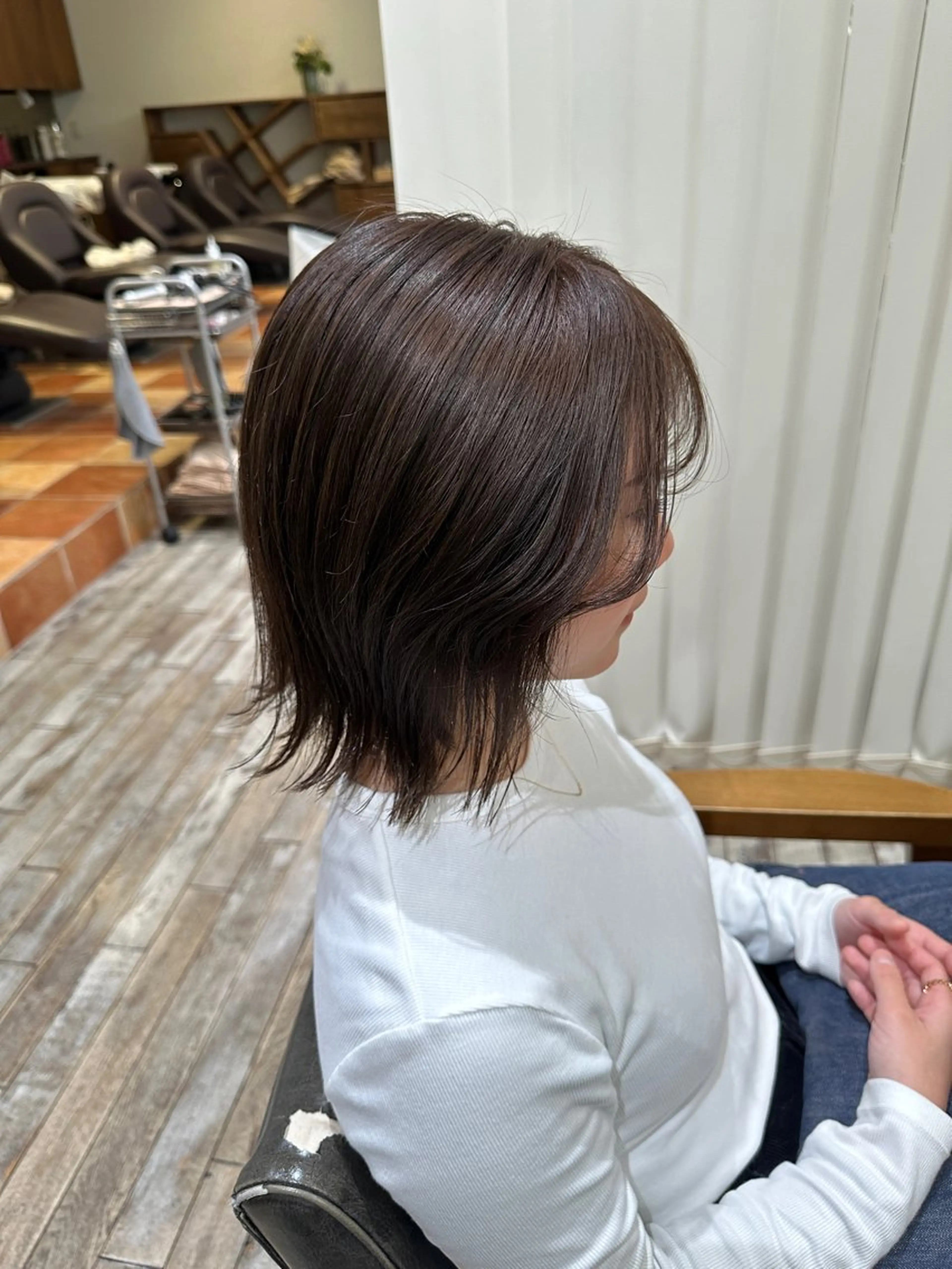 ショート カラー Aura所属・丸山 心 / 艶カラーのヘアスタイル