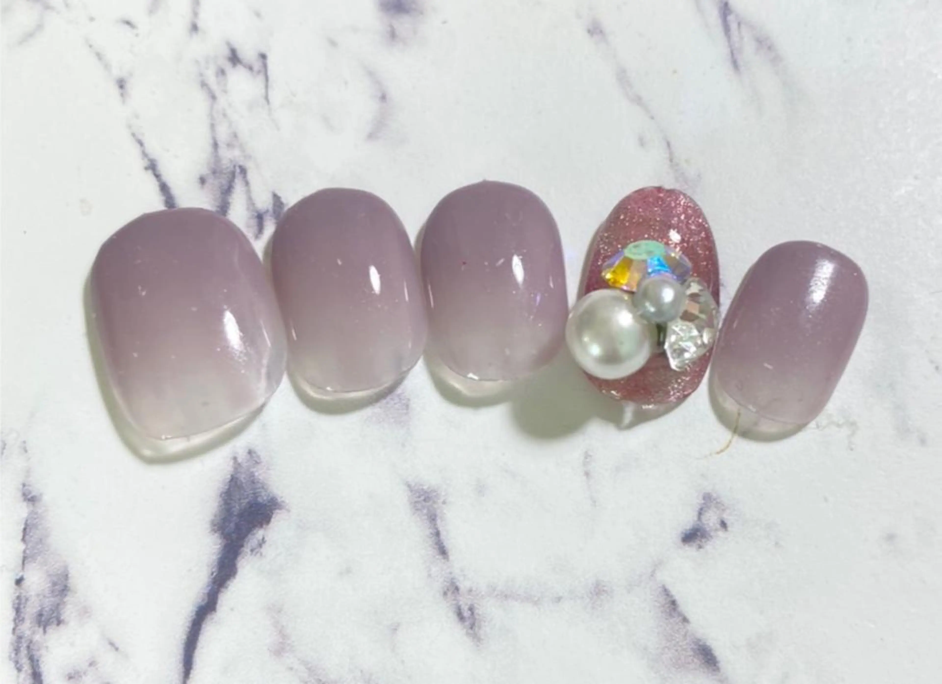 ネイル アートネイル オーロラネイル 長さ出し フレンチネイル ガラスフレンチ ハンドネイル nail salon Stella*所属・菅原 ミヤのその他イメージ