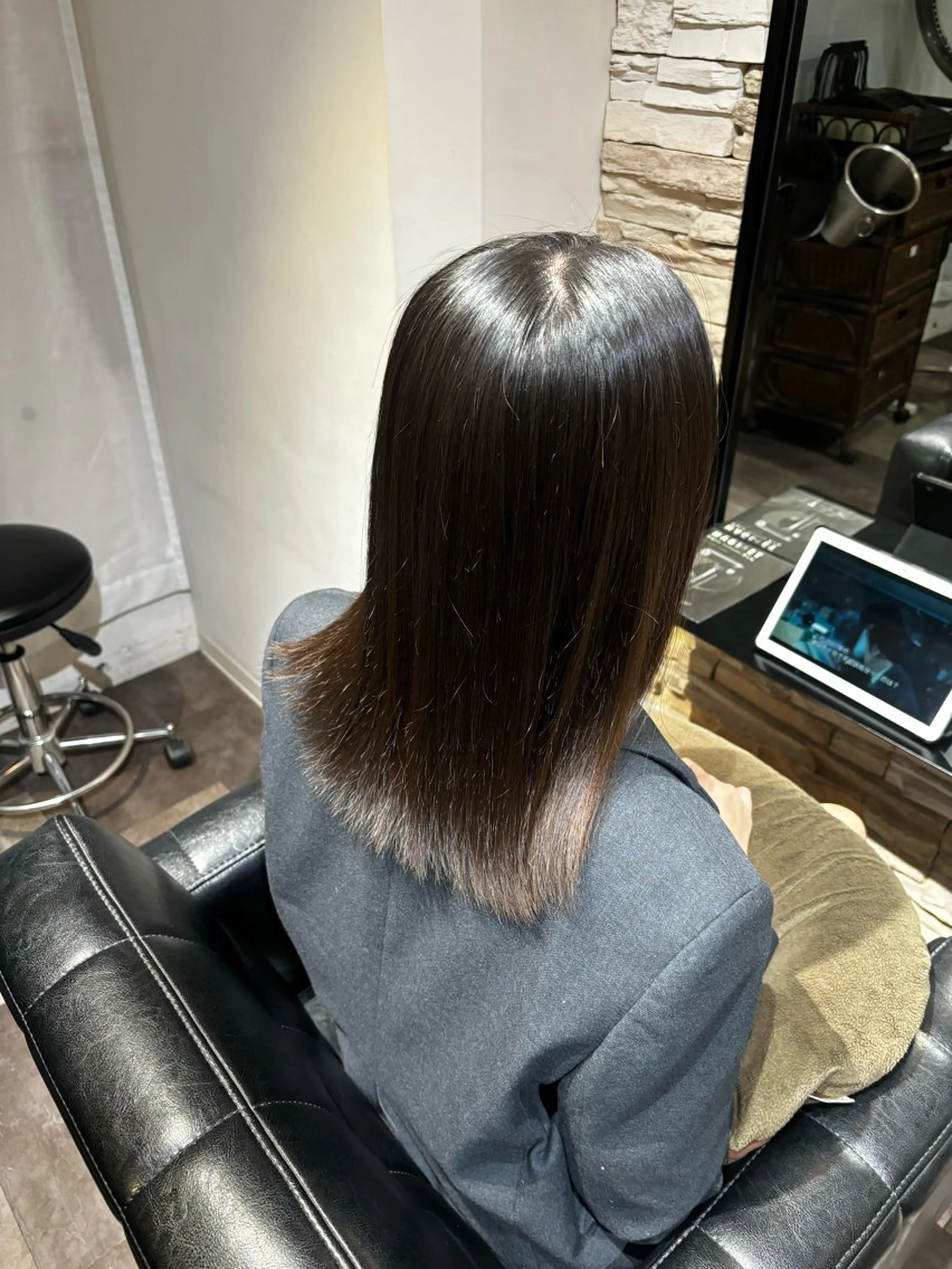 セミロング 🍒サクラ🍒 /透明感カラー/艶髪のヘアスタイル