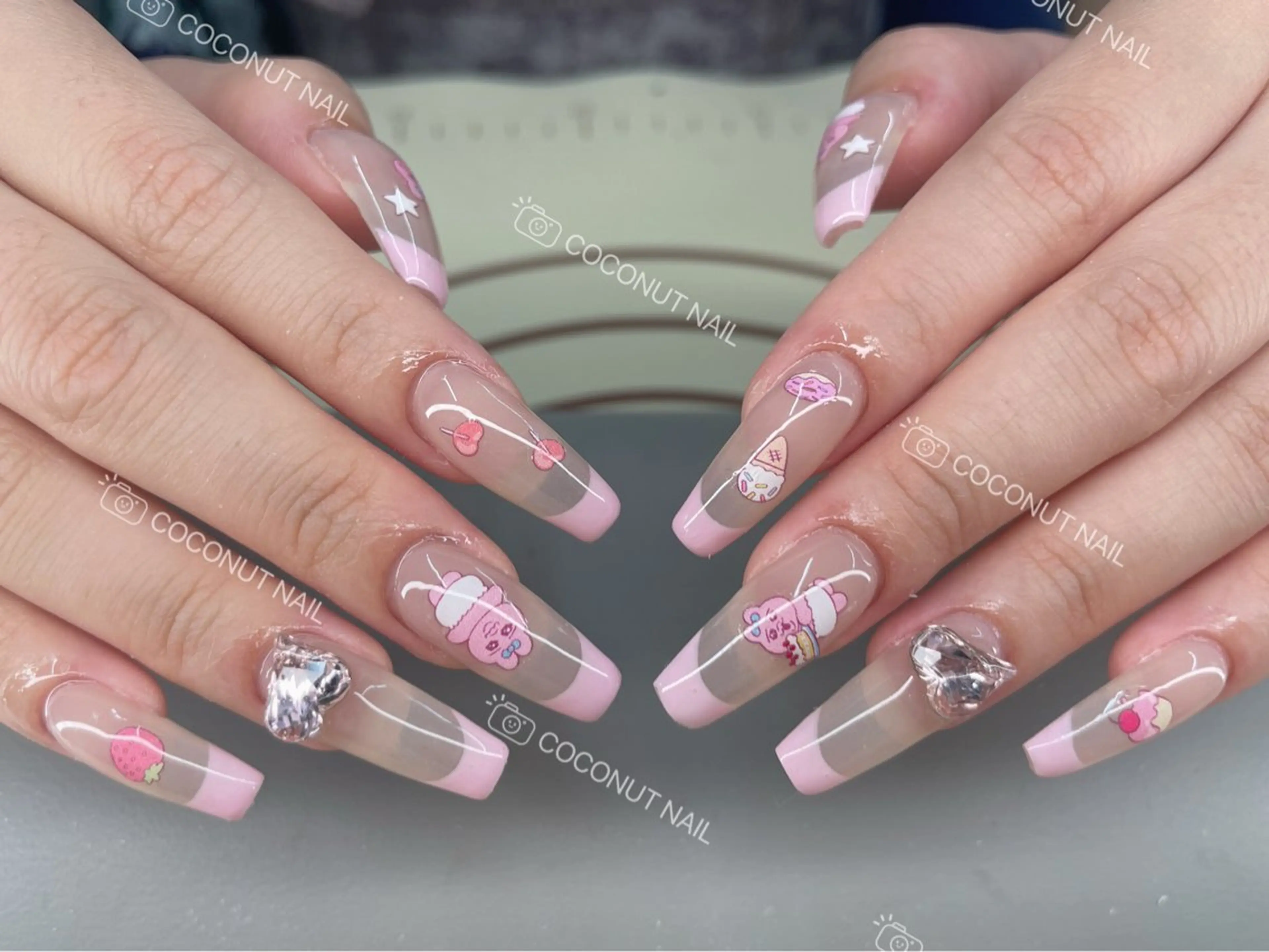ネイル ハンドネイル 神田 ココナッツのネイルデザイン