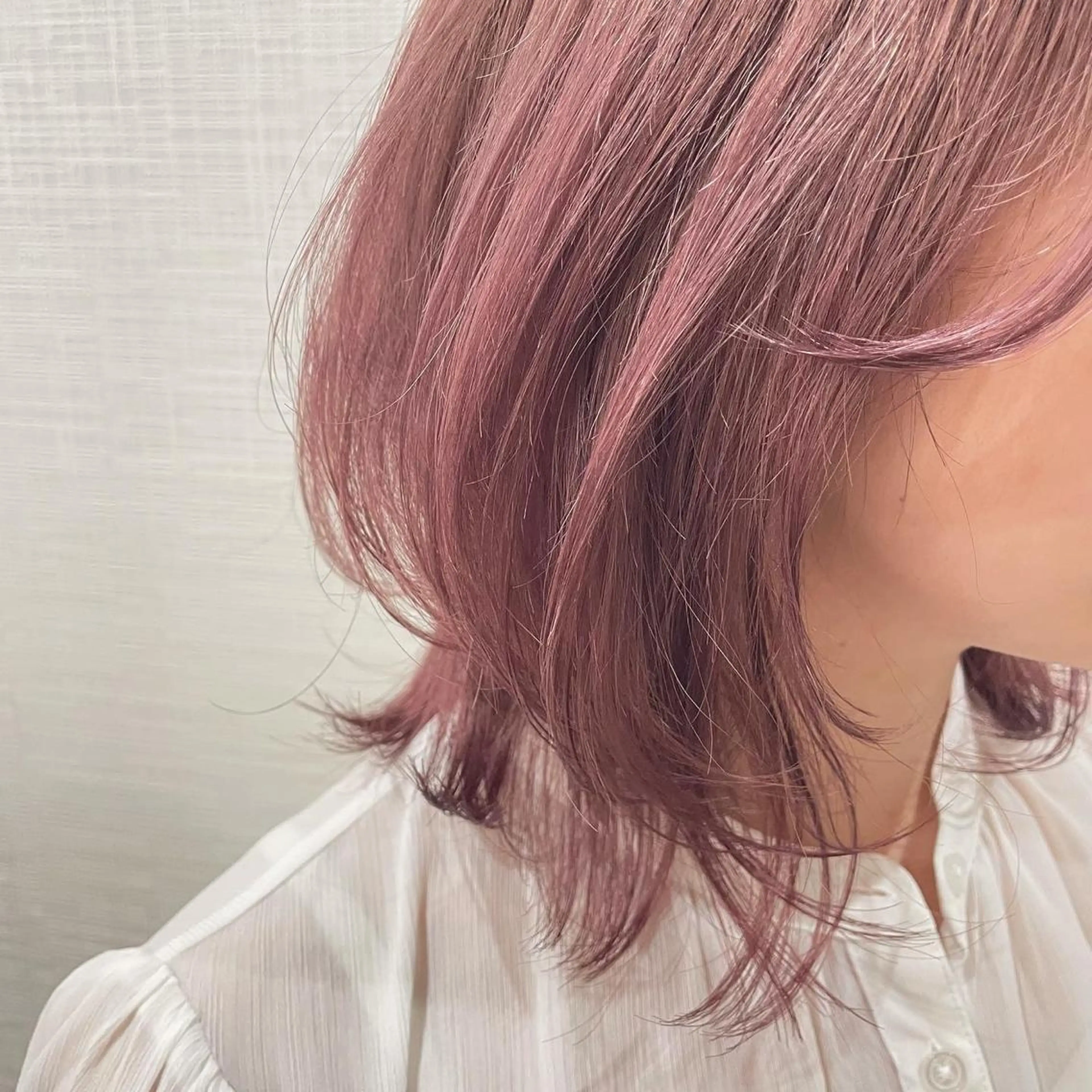 ミディアム カラー RorriM natsuのヘアスタイル
