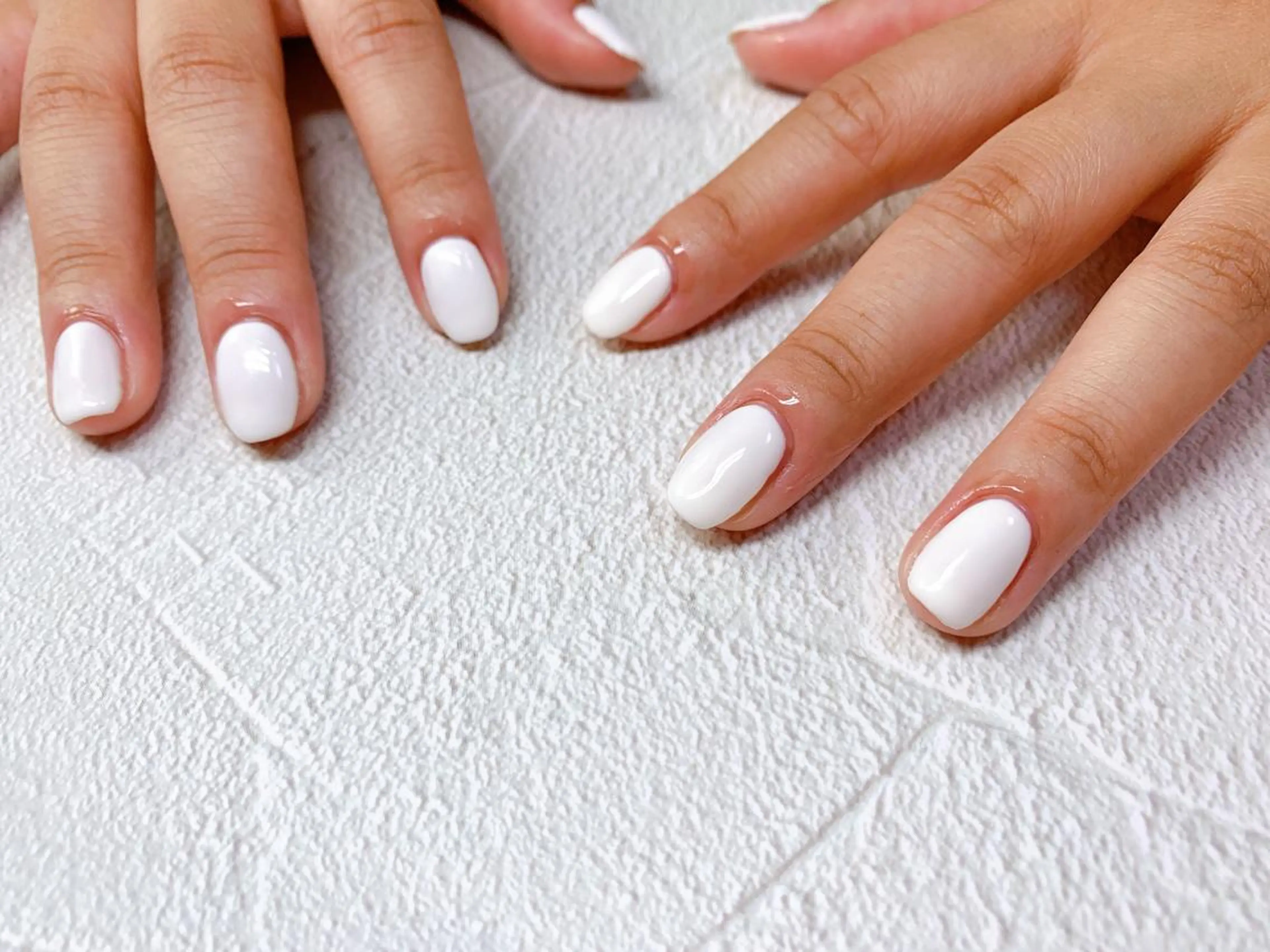 ネイル ホワイト 痩身/脱毛/ネイル HARUKAのエステ・リラクイメージ
