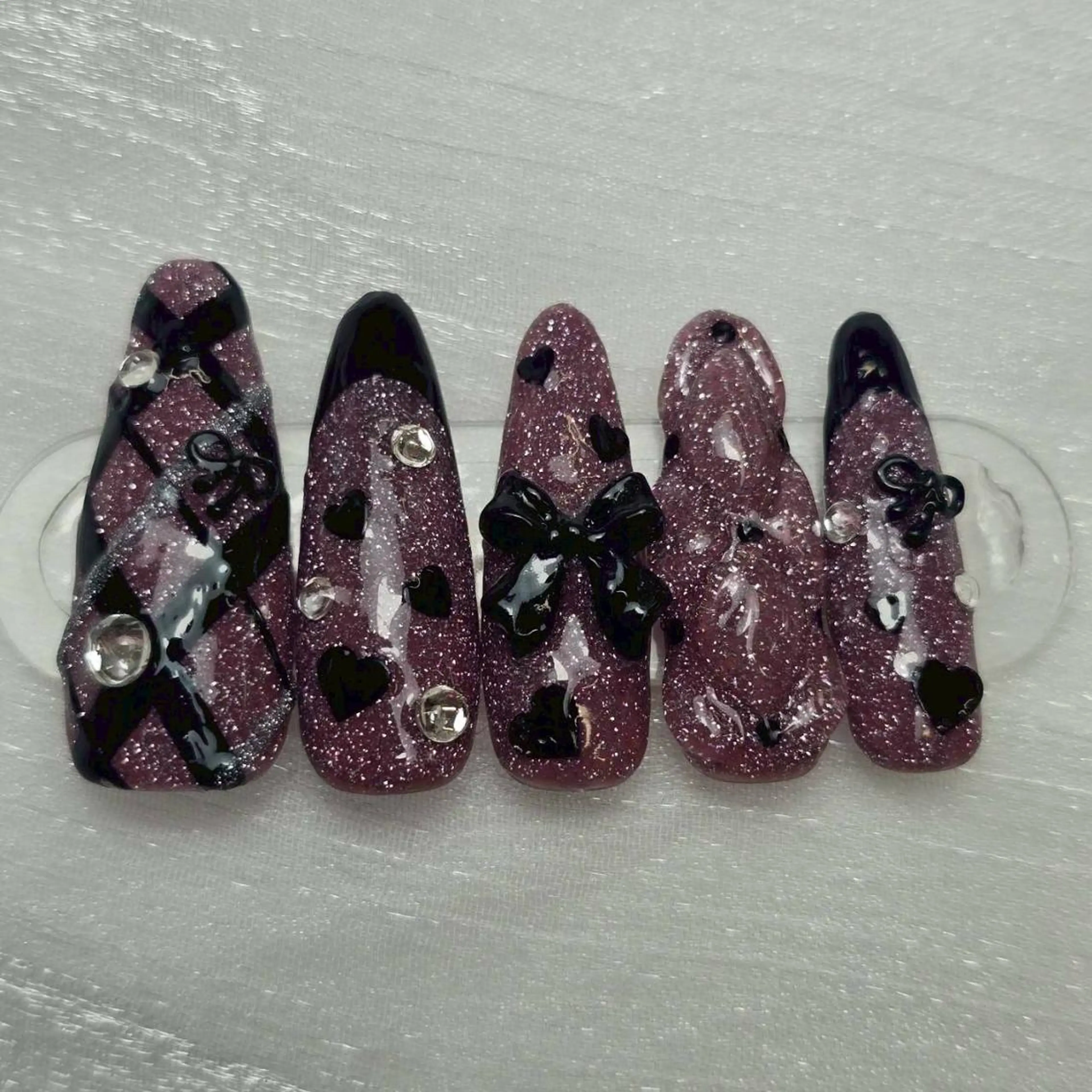 ネイル MIHANA ネイルサロンのネイルデザイン