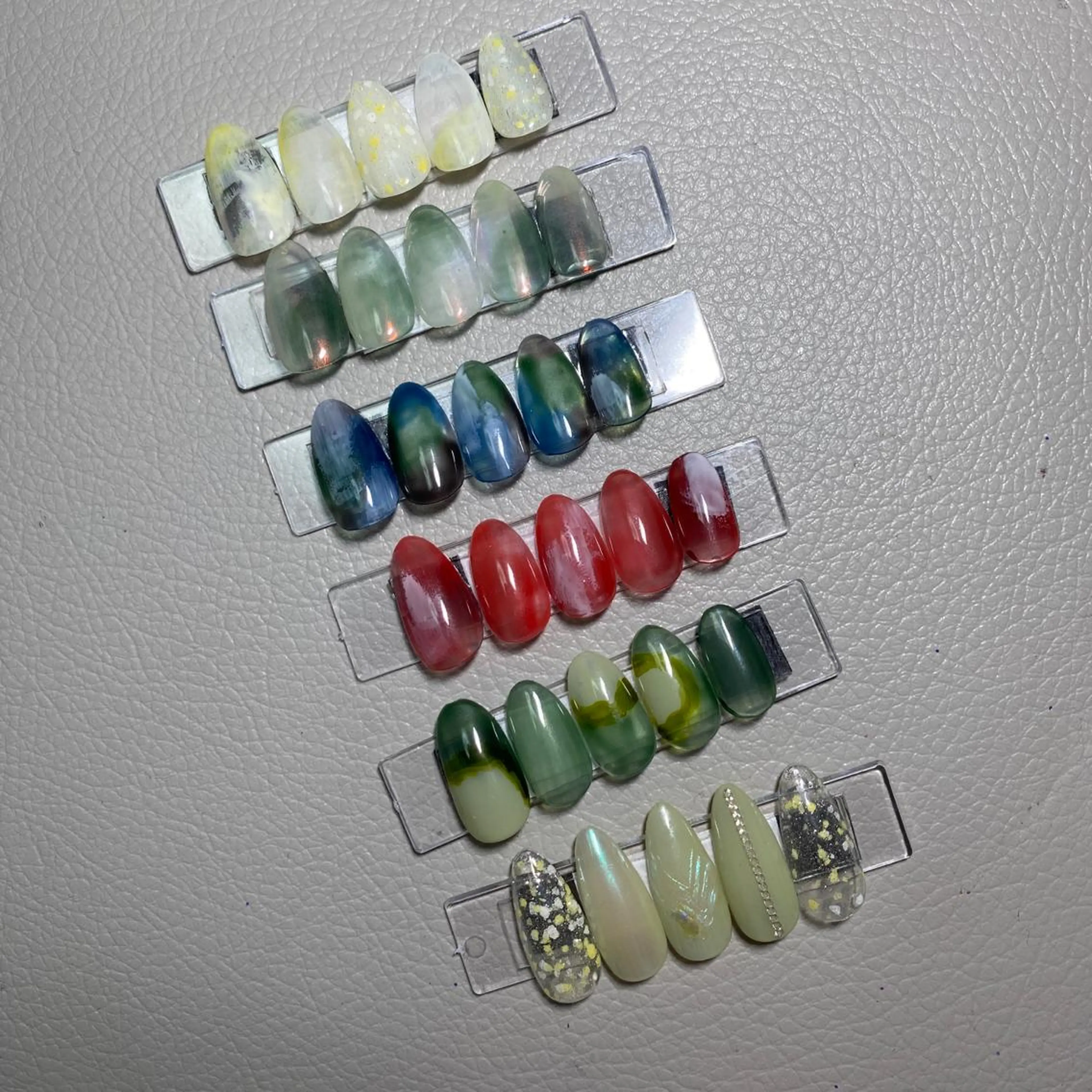 ネイル 城東区ネイルサロン carpediemのネイルデザイン