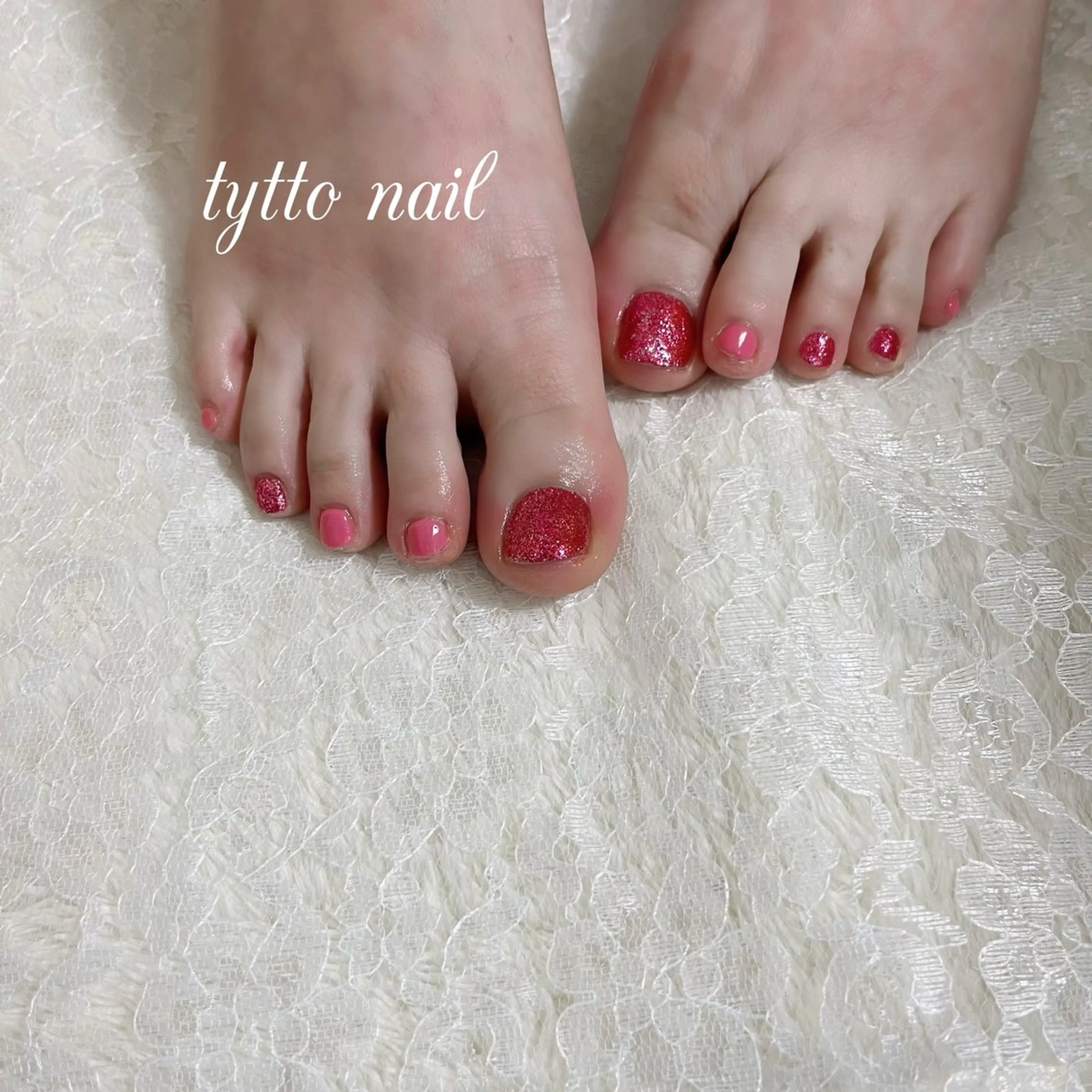 ネイル フットネイル キラキラネイル オフィスネイル ワンカラーネイル ピンク フットネイル tytto nail ❤︎‪‪eri‪‪のネイルデザイン