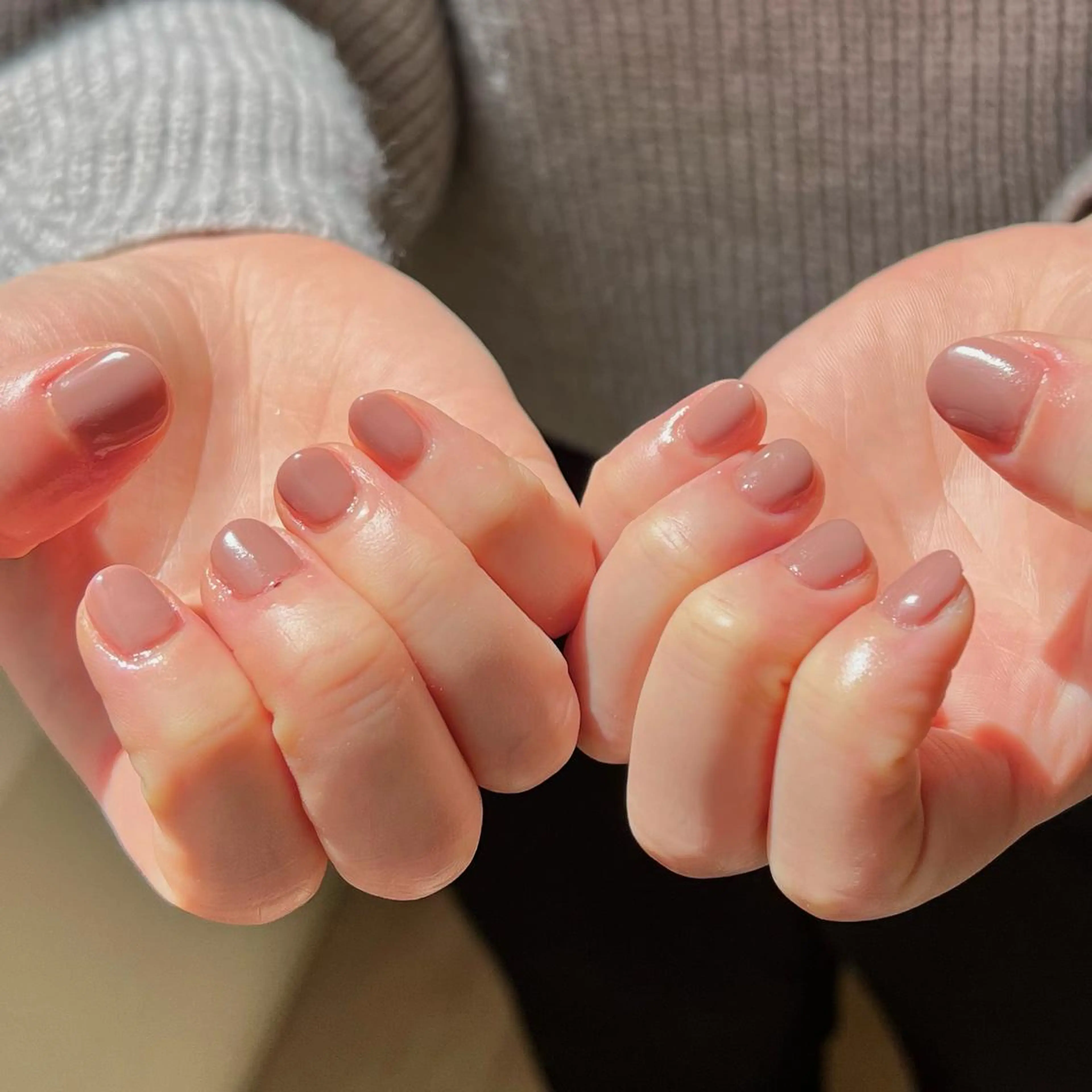 ネイル ワンカラーネイル ハンドネイル 🎀チーク/ちゅるん 🫧chisa🎀のネイルデザイン