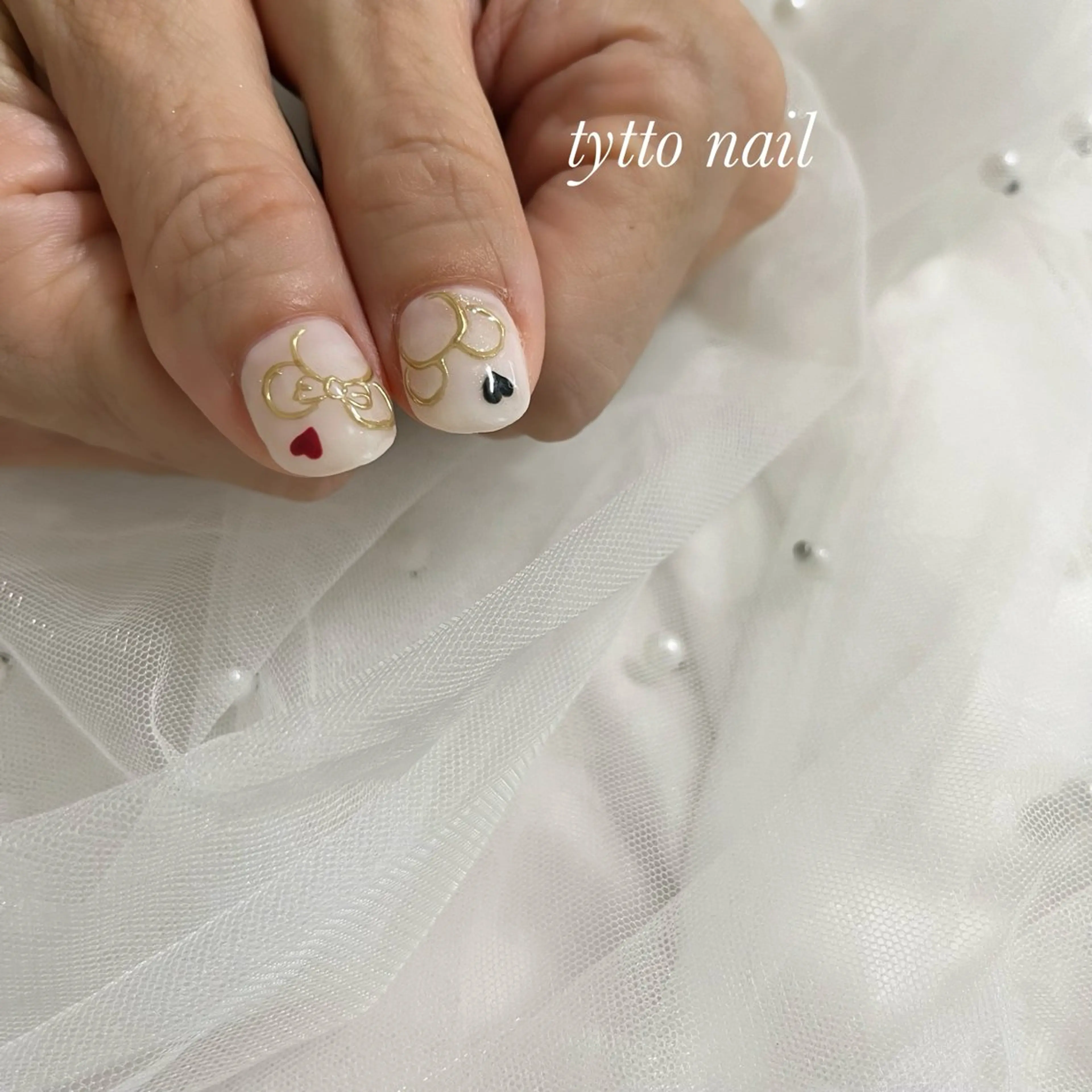 ネイル ガーリー ハート ミラーネイル オフィスネイル ワンカラーネイル ハンドネイル tytto nail ❤︎‪‪eri‪‪のネイルデザイン