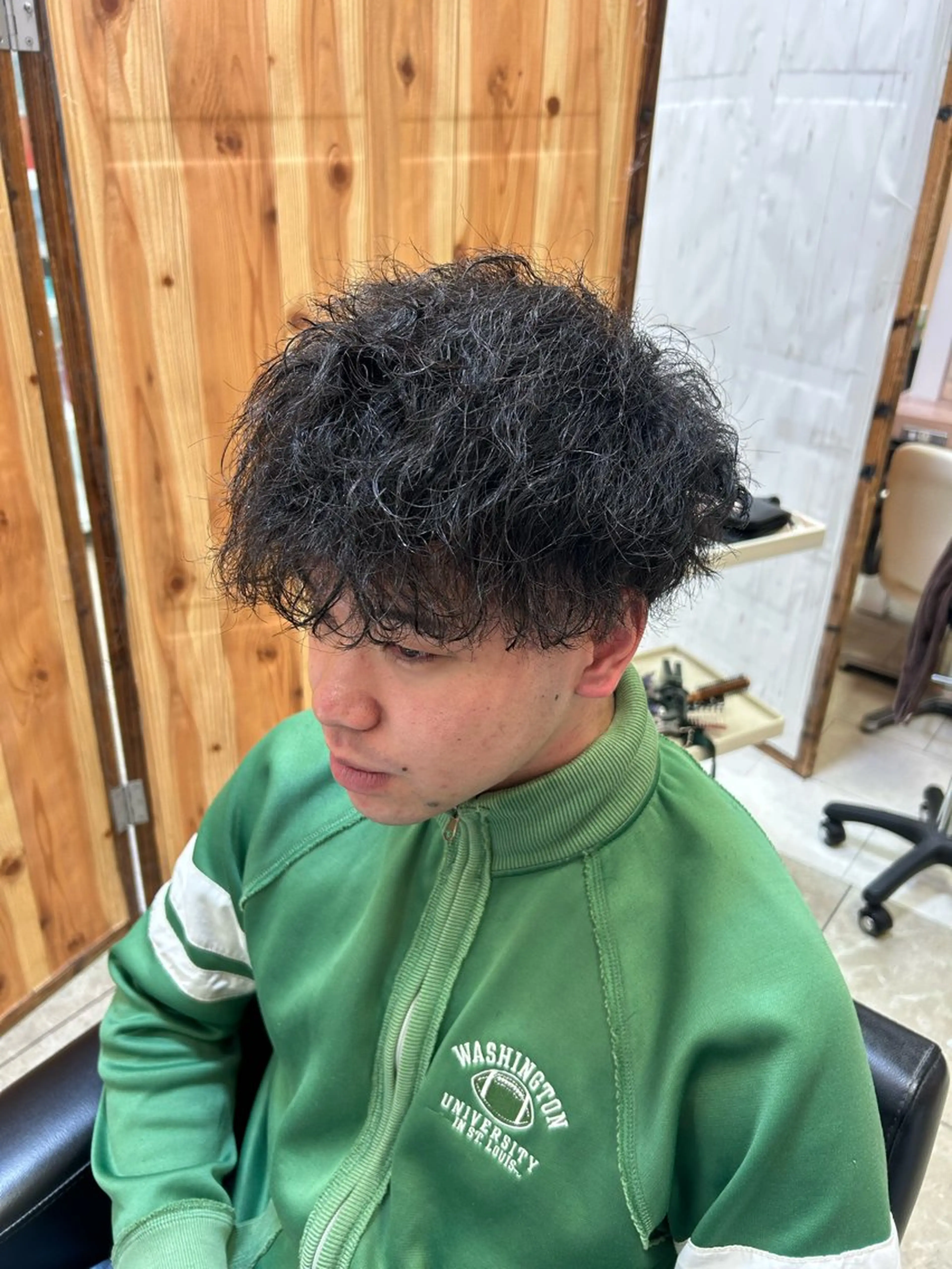 パーマ メンズ メンズパーマ カット パーマ ウラン元町所属・坂爪 智哉のヘアスタイル