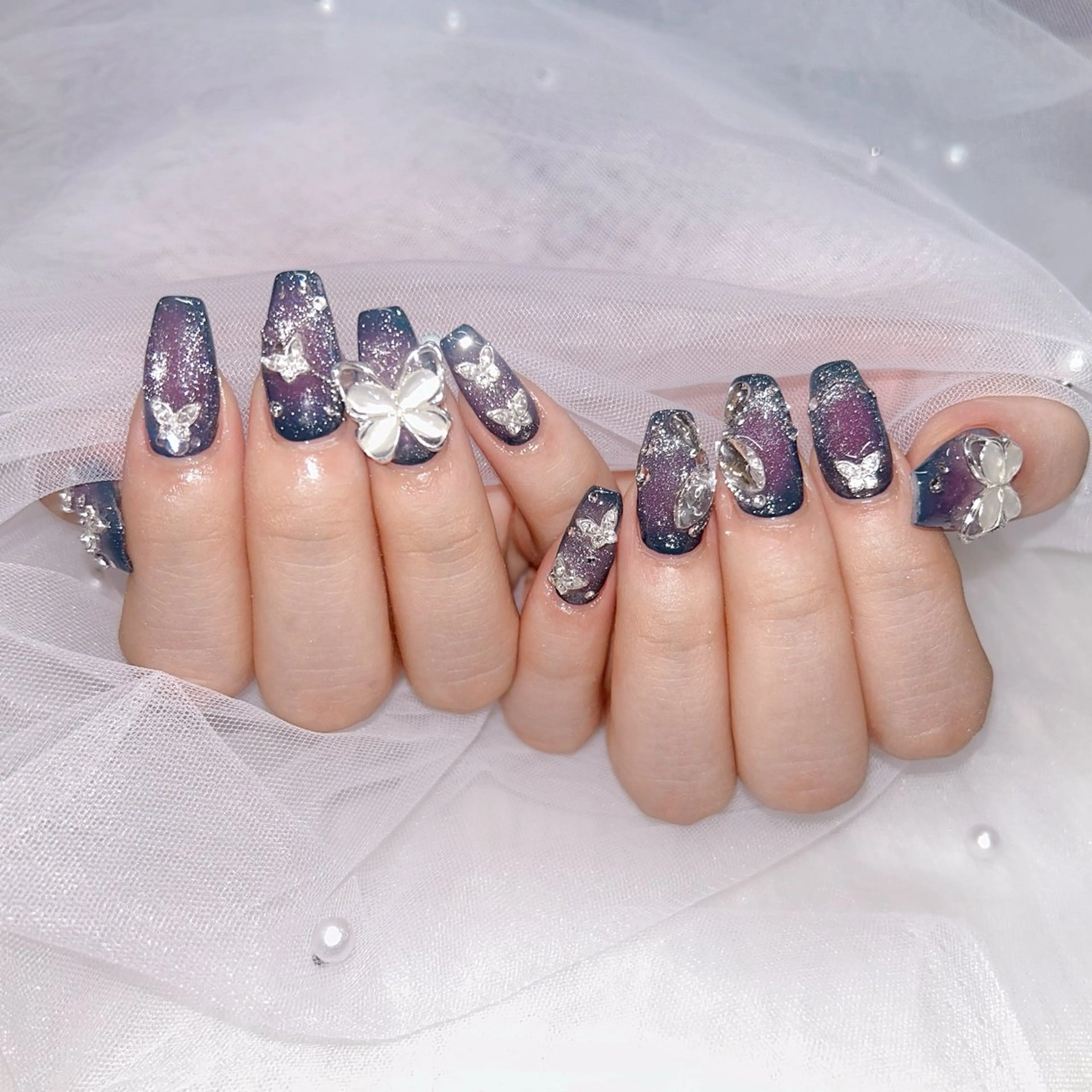 ネイル ネイルチップ ラクロレ ハナ︎🌼のネイルデザイン