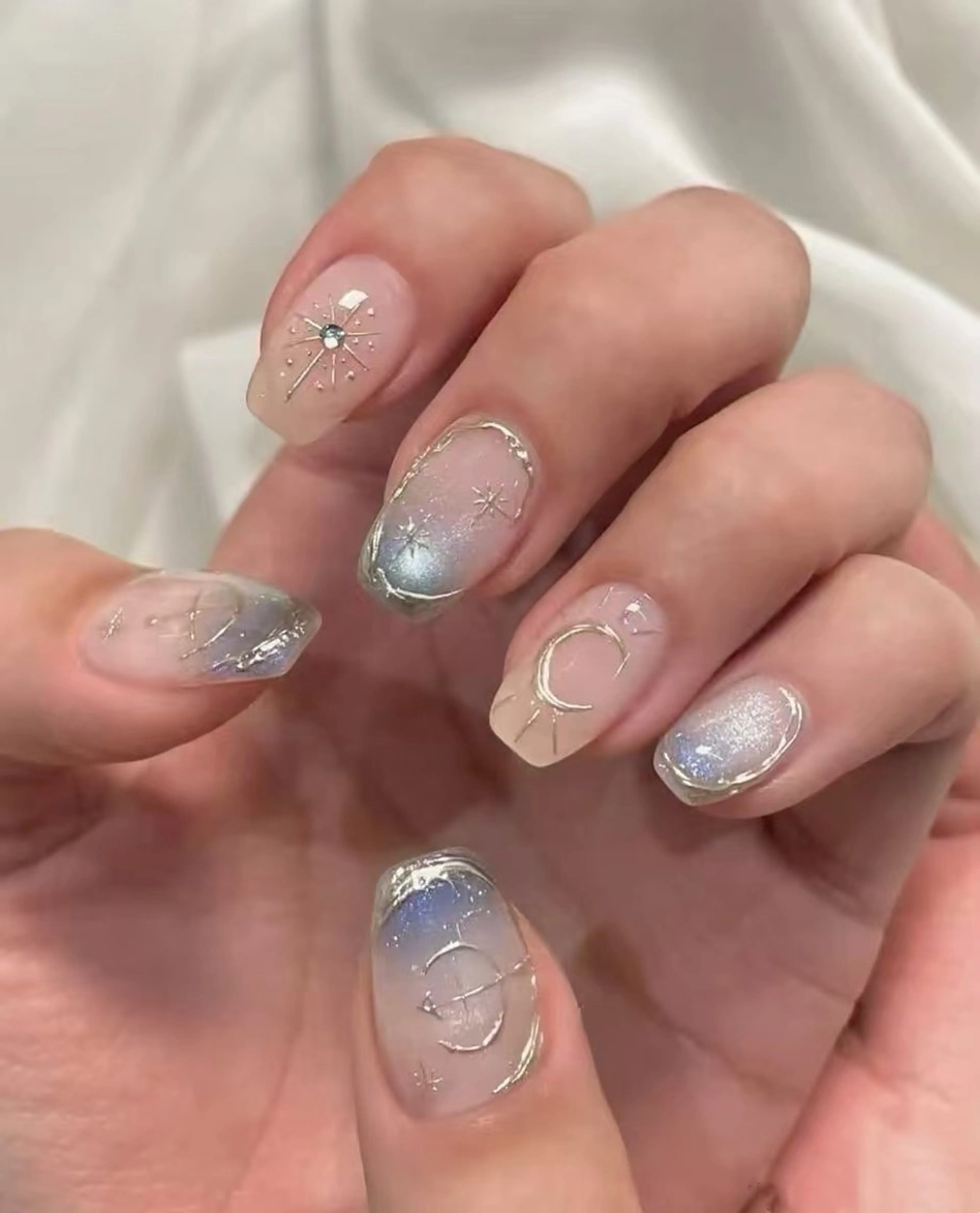 ネイル フラワーネイル フレンチネイル ジェルネイル ガラスフレンチ ハート ハンドネイル BabyYouMi ねねのネイルデザイン