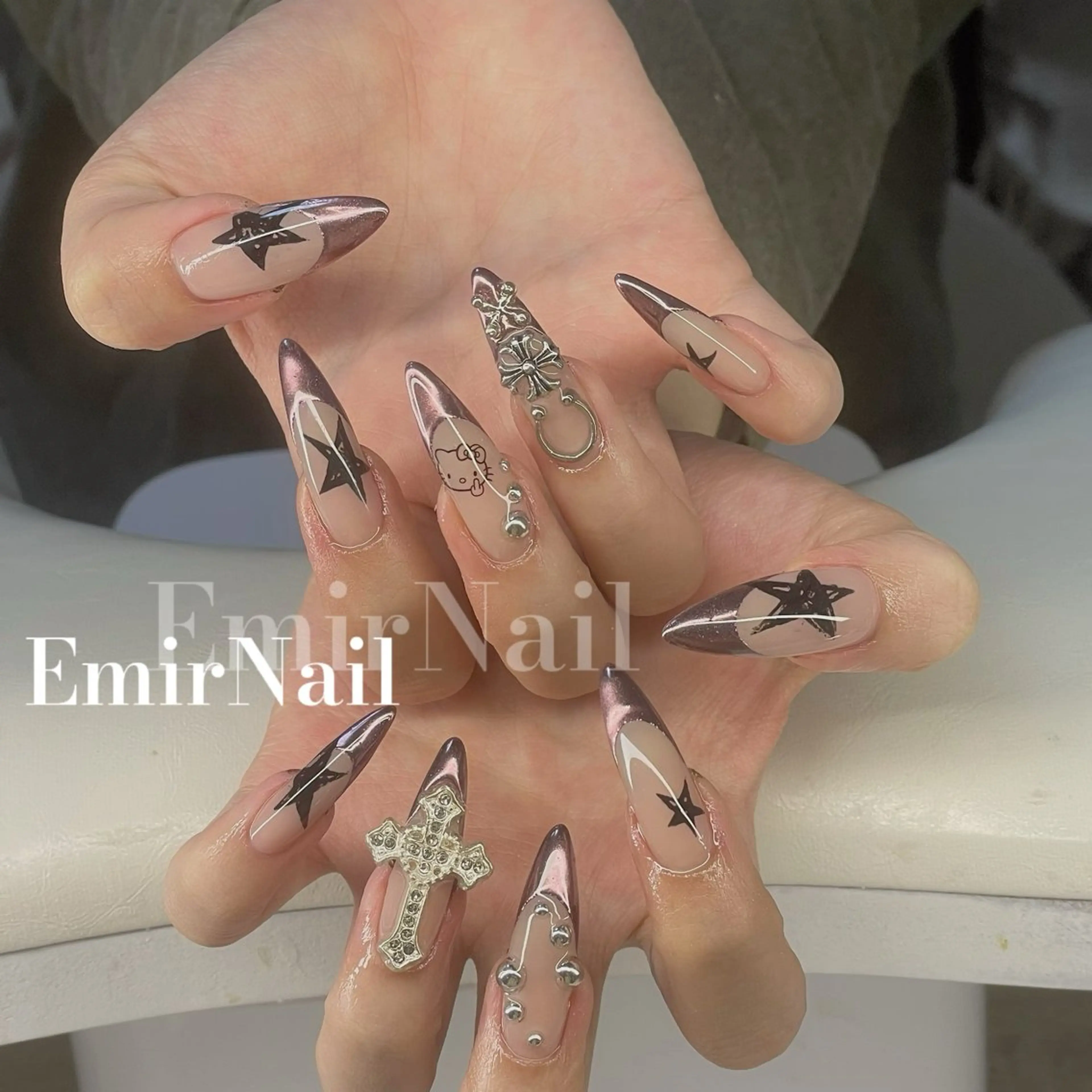 ネイル Emir Nailのネイルデザイン