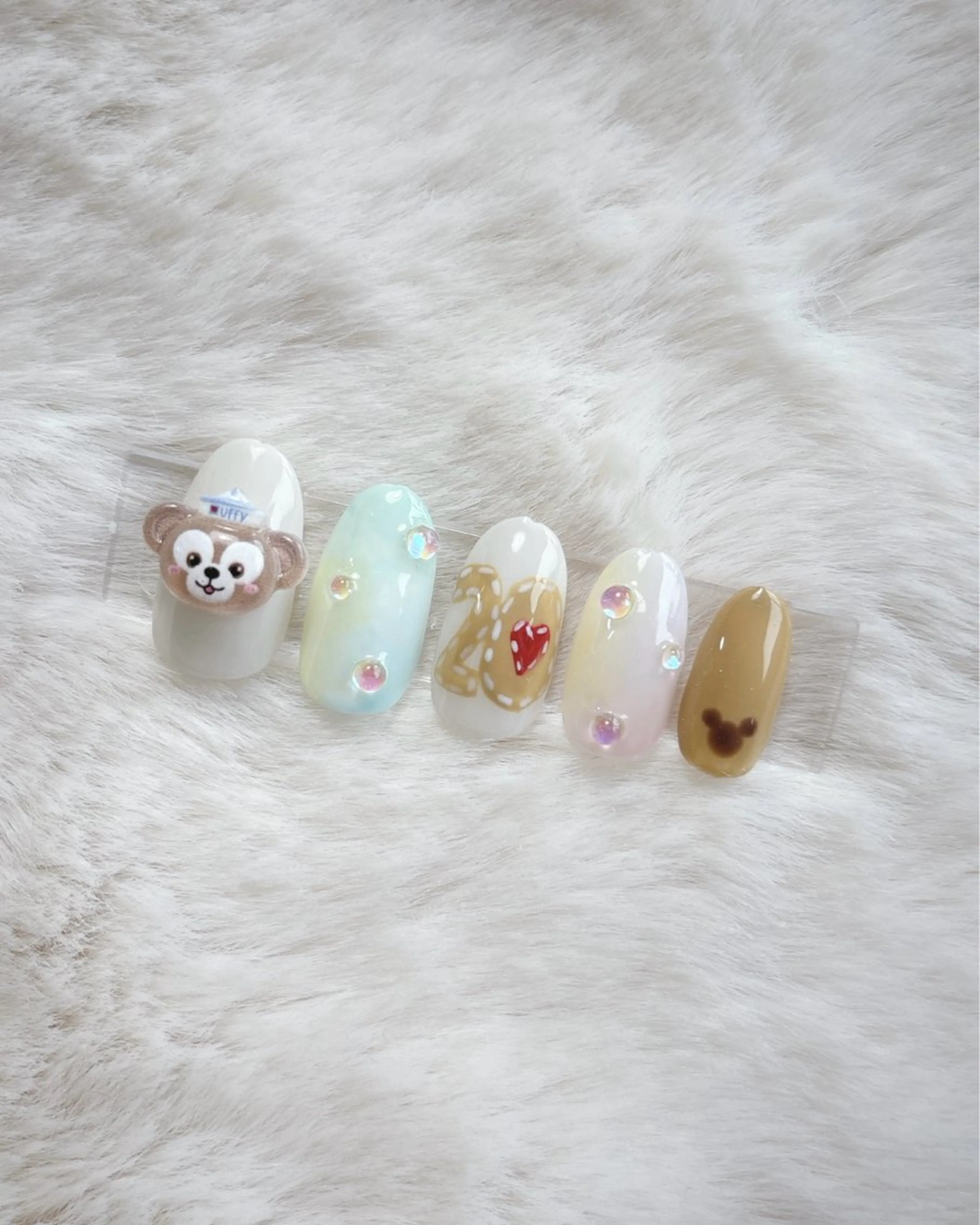 ネイル フットネイル 國本 由奈のネイルデザイン