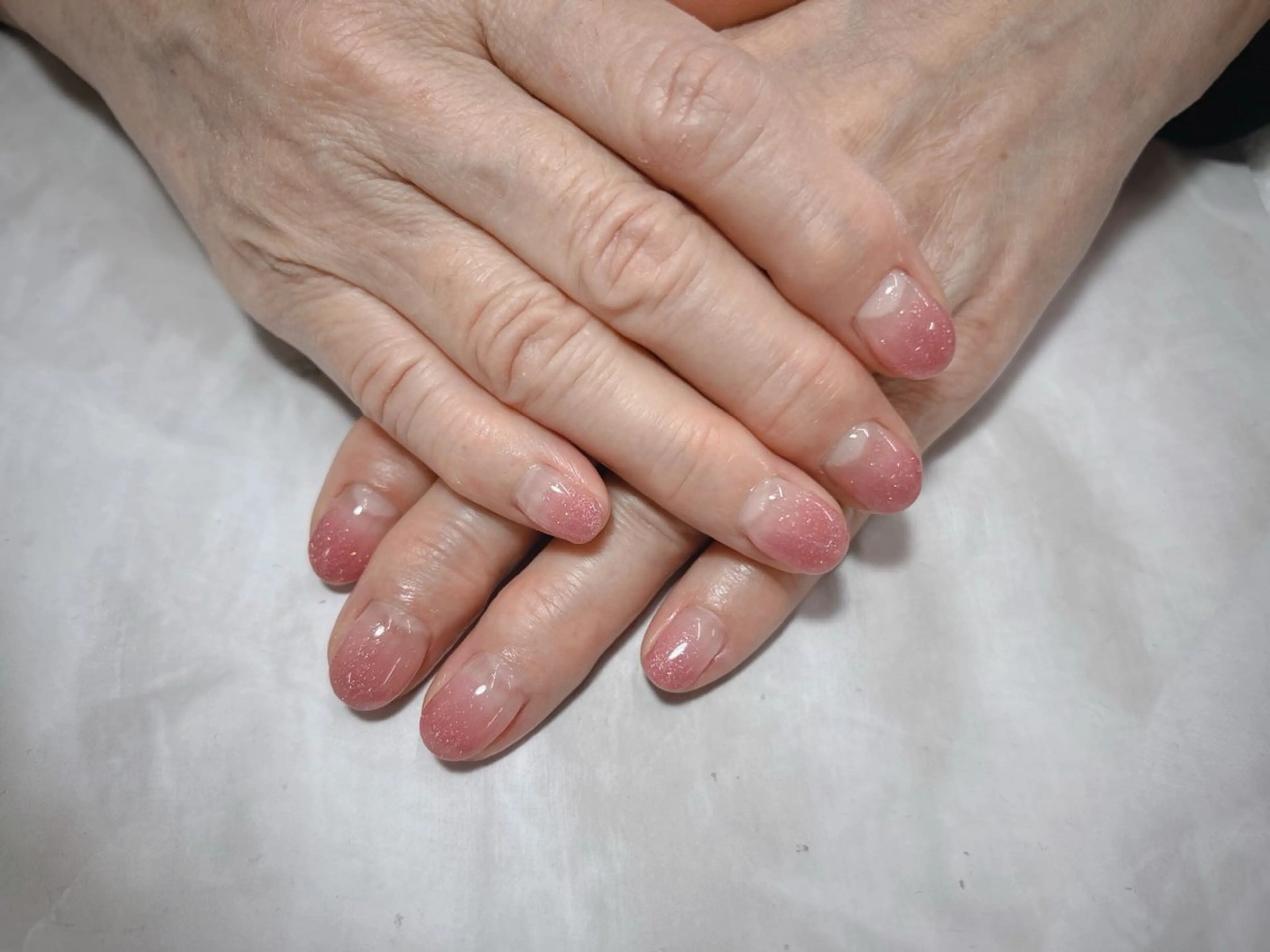 ネイル グラデーション キラキラネイル ラメ(グリッター) ラメグラデーション ピンク ハンドネイル NAIL&EYELASH AMULET 柳津店【アミュレット】所属・AMULET nail♡RISAのネイルデザイン