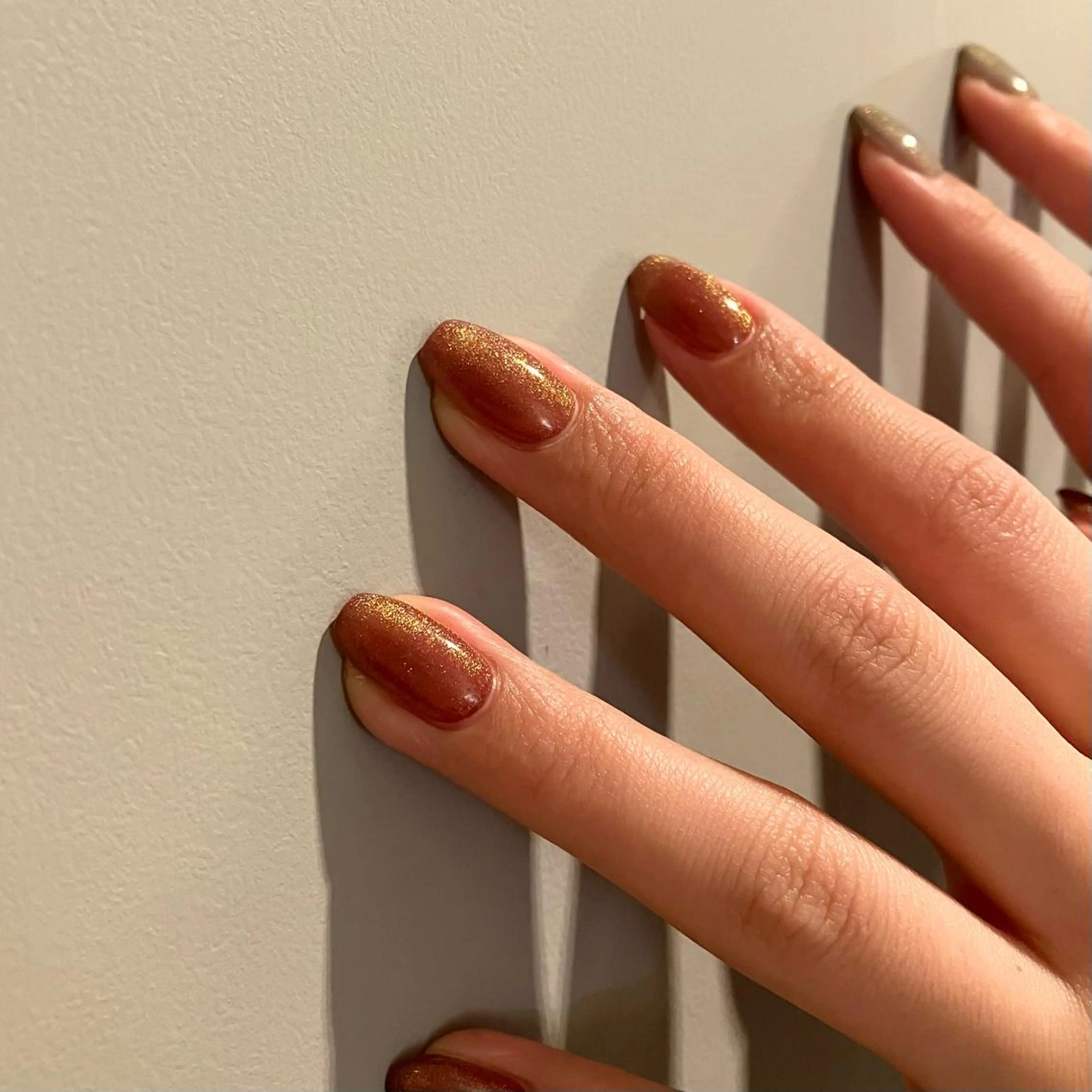 ネイル ハンドネイル ウシク ミユキのネイルデザイン