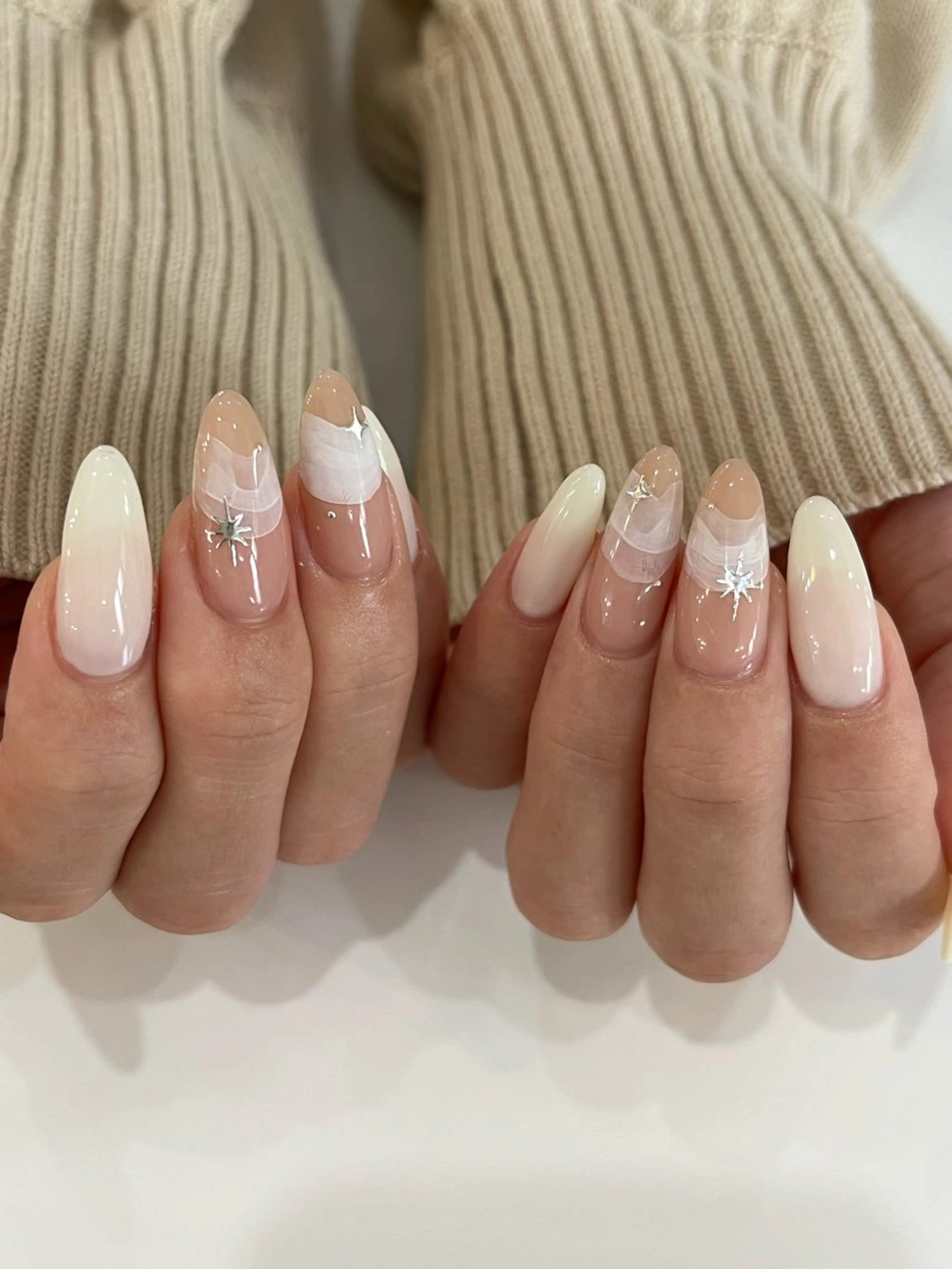 ネイル 花澤 梨乃のネイルデザイン