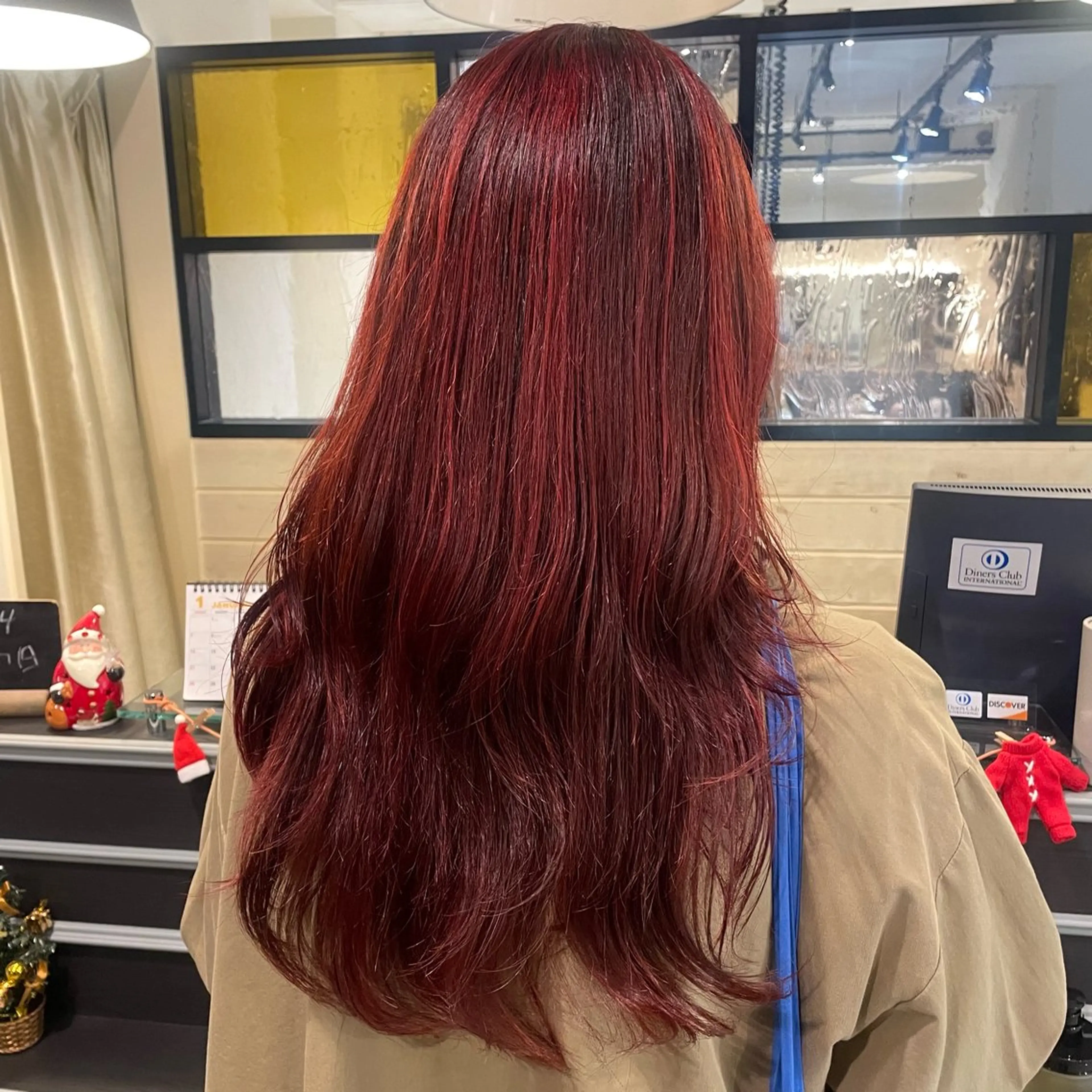 ロング カラー スナコザワ レナのヘアスタイル