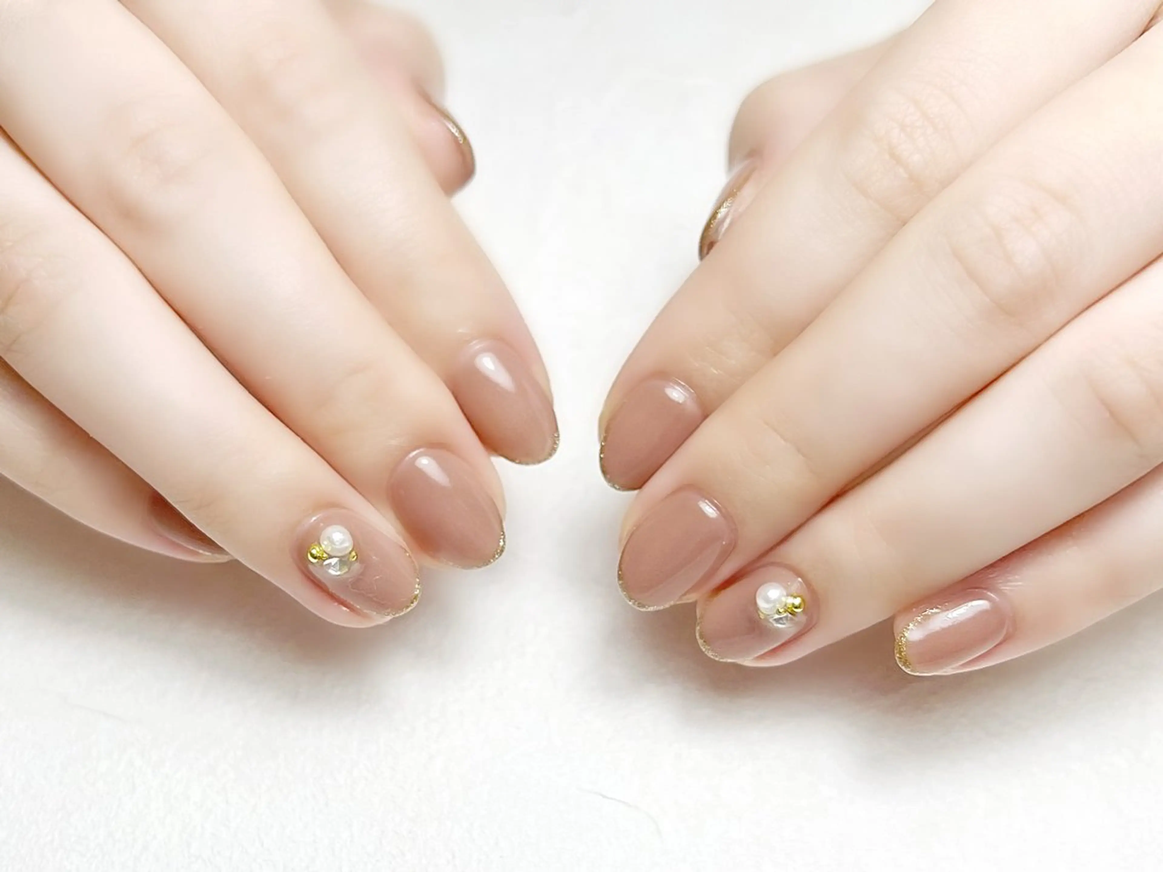 ネイル アートネイル ラメ(グリッター) オフィスネイル ワンカラーネイル rouse nail RISATOのネイルデザイン