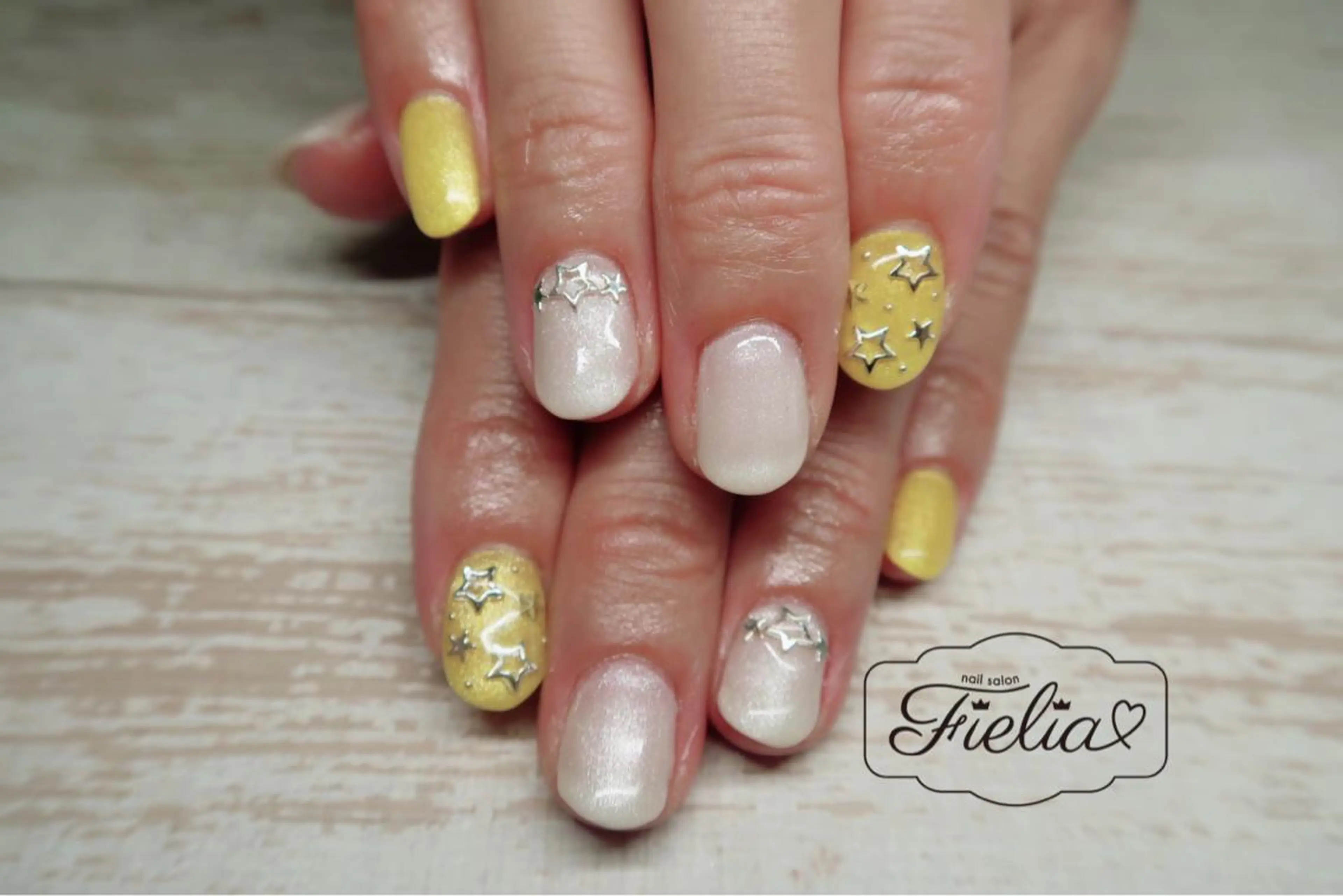 ネイル ハンドネイル Fielia momoのネイルデザイン