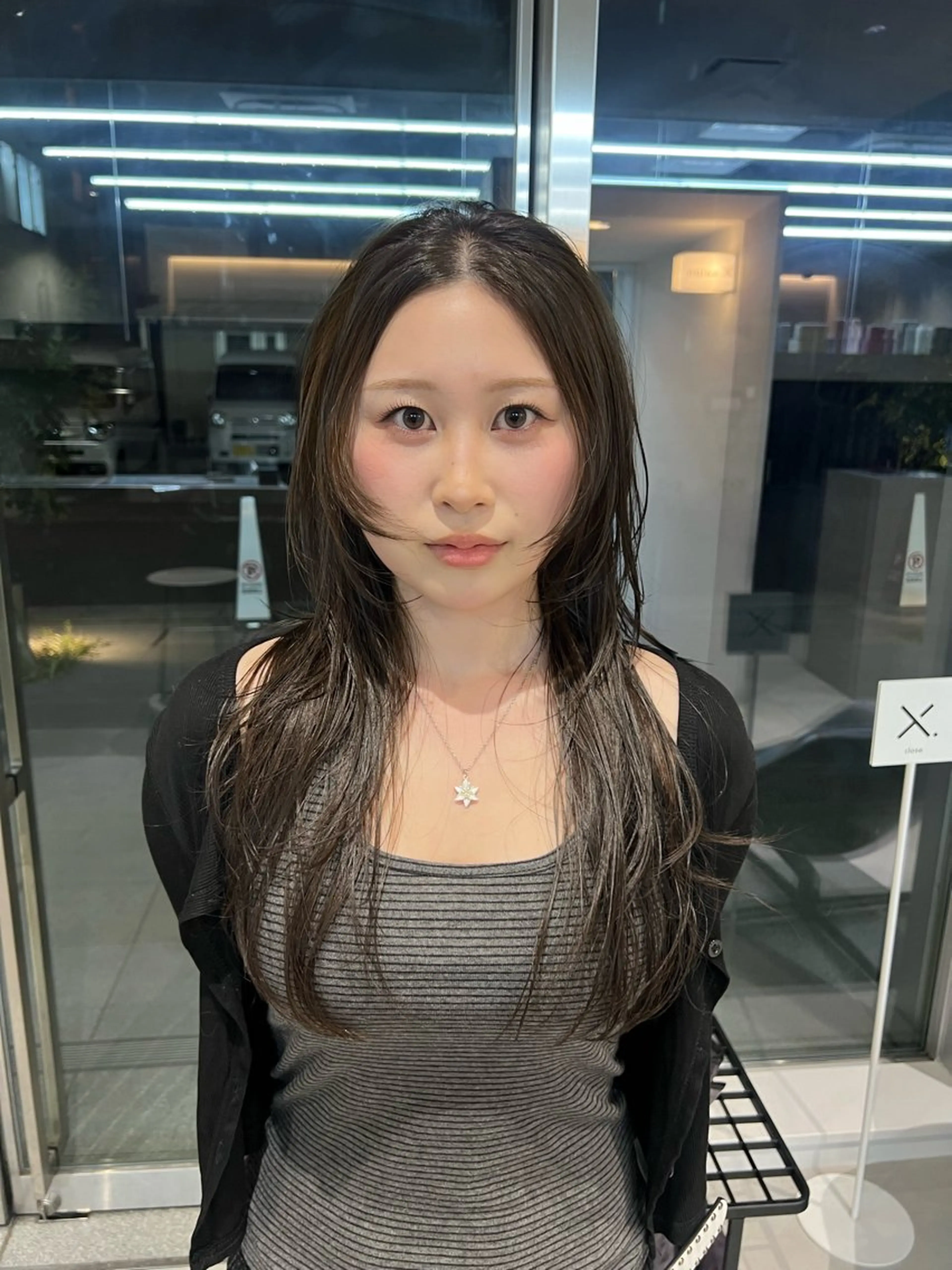 ロング カラー 顔周りカット レイヤーカット カット ヘアカラー トリートメント 吉沢遣人/レイヤー 艶カラー/抜け感のヘアスタイル