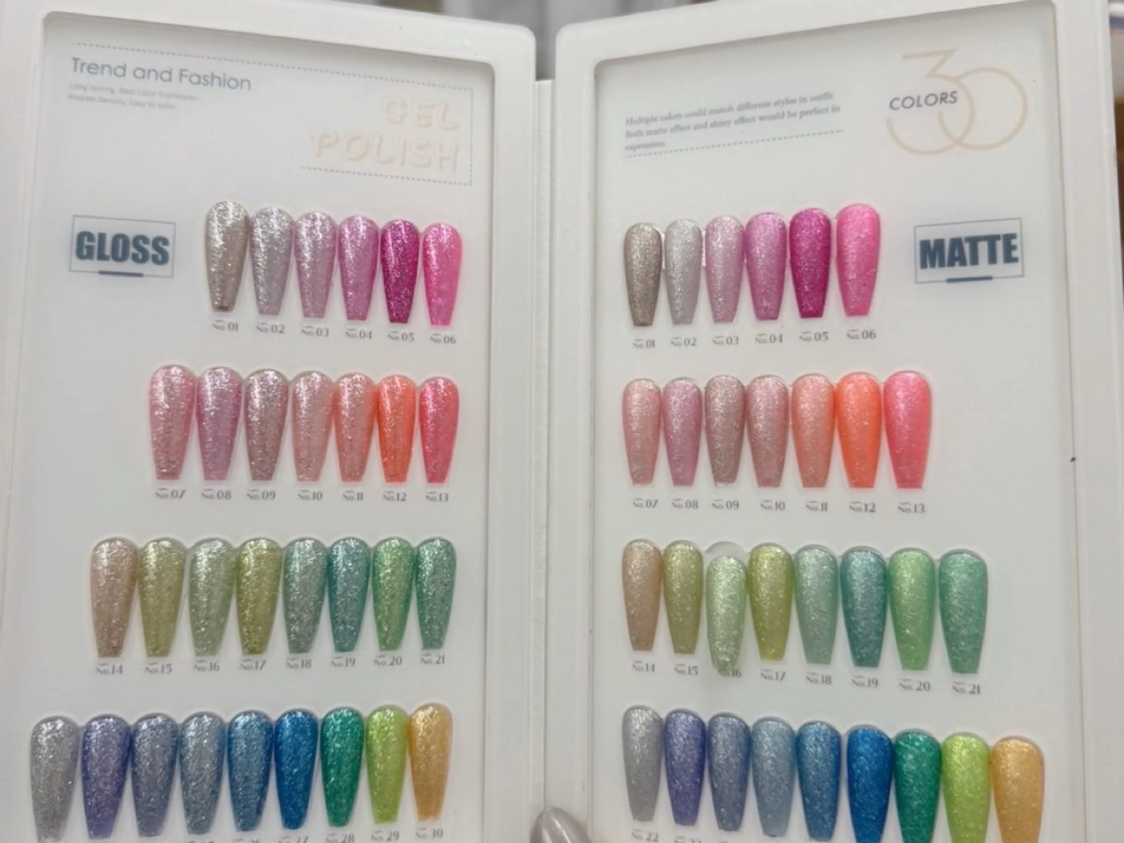 ネイル lucky nail 歌舞伎町のネイルデザイン