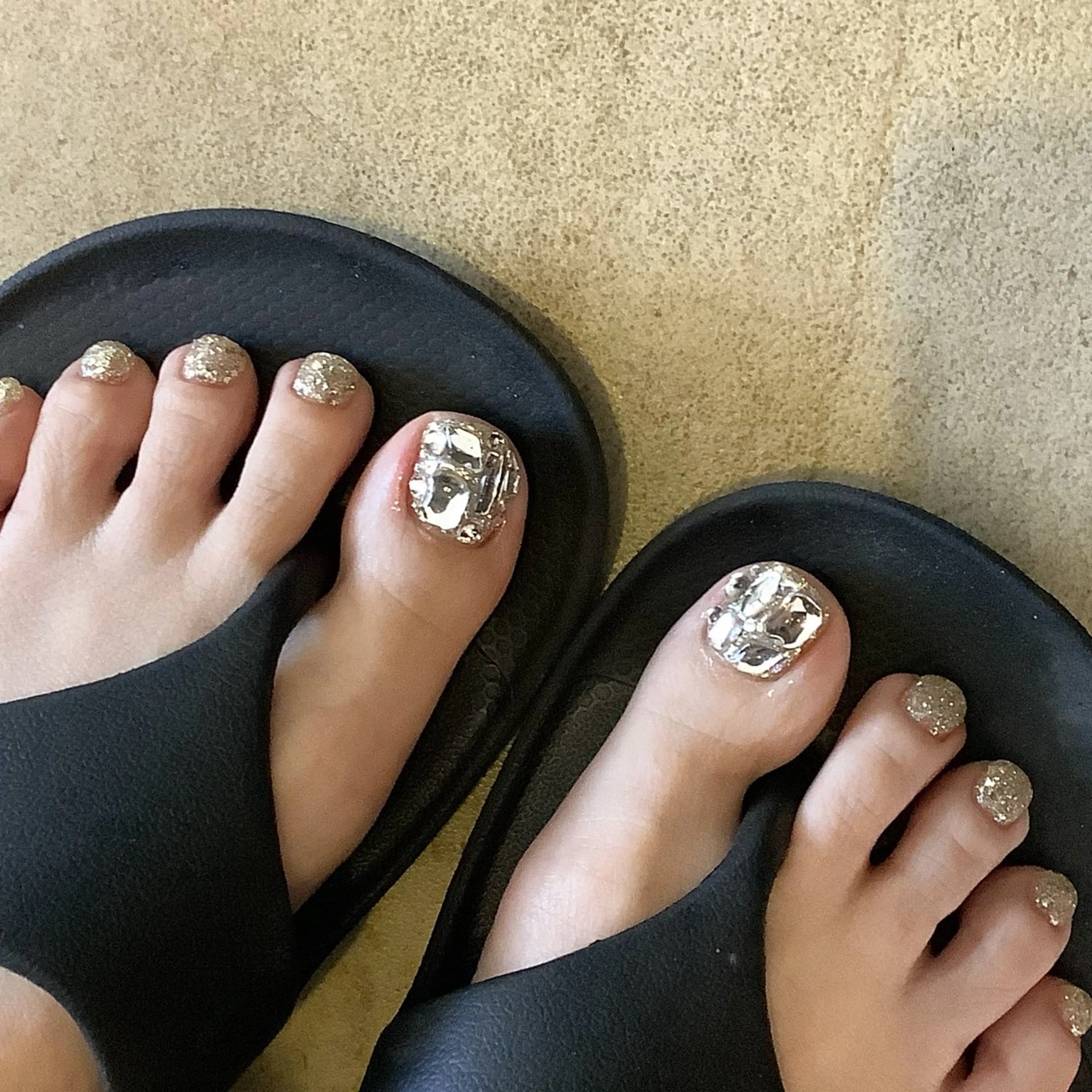 フット👣デザイン限定お得なクーポン🩷フットバス🧽付き🫧の写真