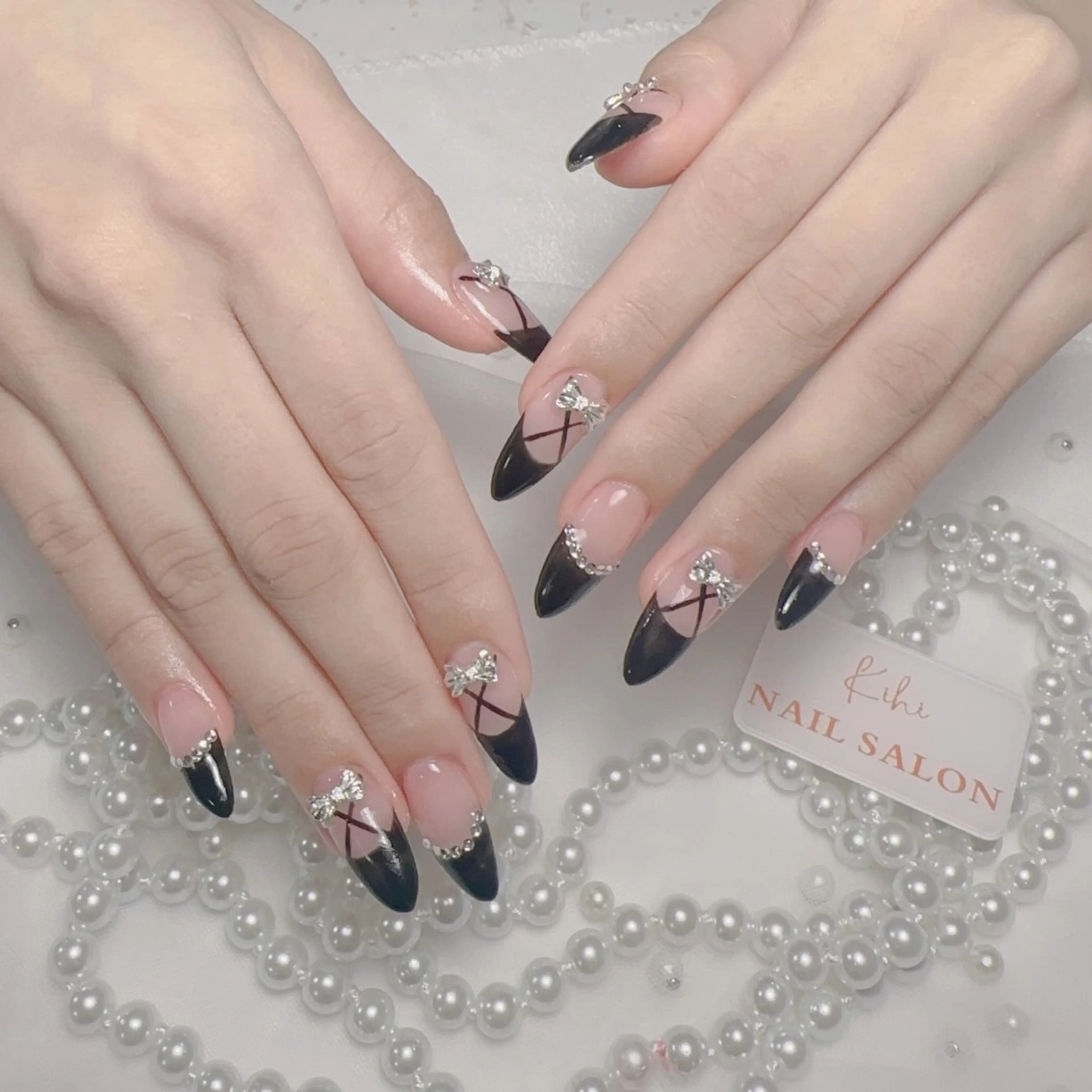 ネイル アートネイル フレンチネイル ジェルネイル グラデーション 韓国ネイル ハンドネイル 💕鈴木ユリ パラジェル/オフ無料のネイルデザイン