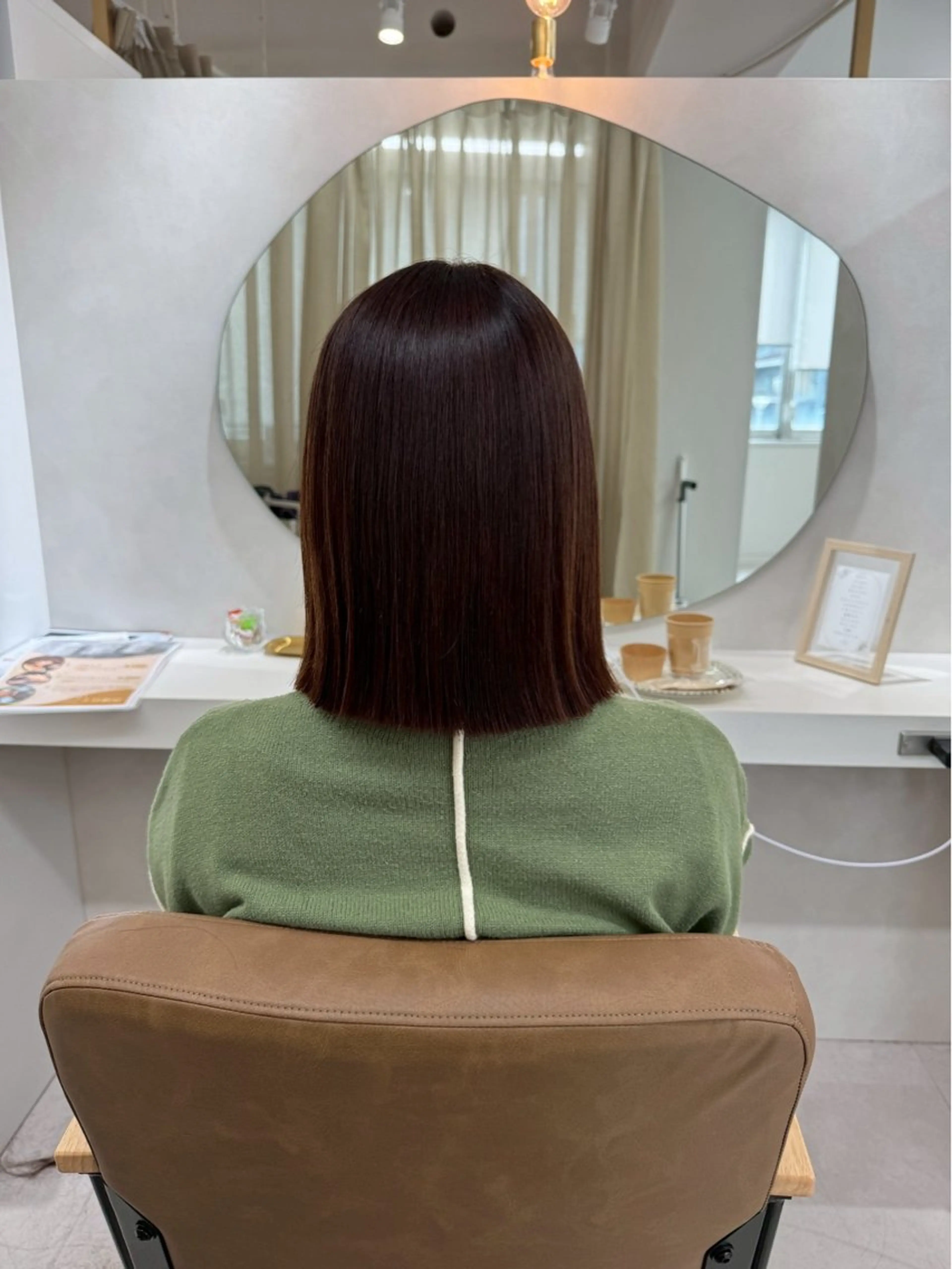 ショート SLASHスラッシュ 小西結奈のヘアスタイル