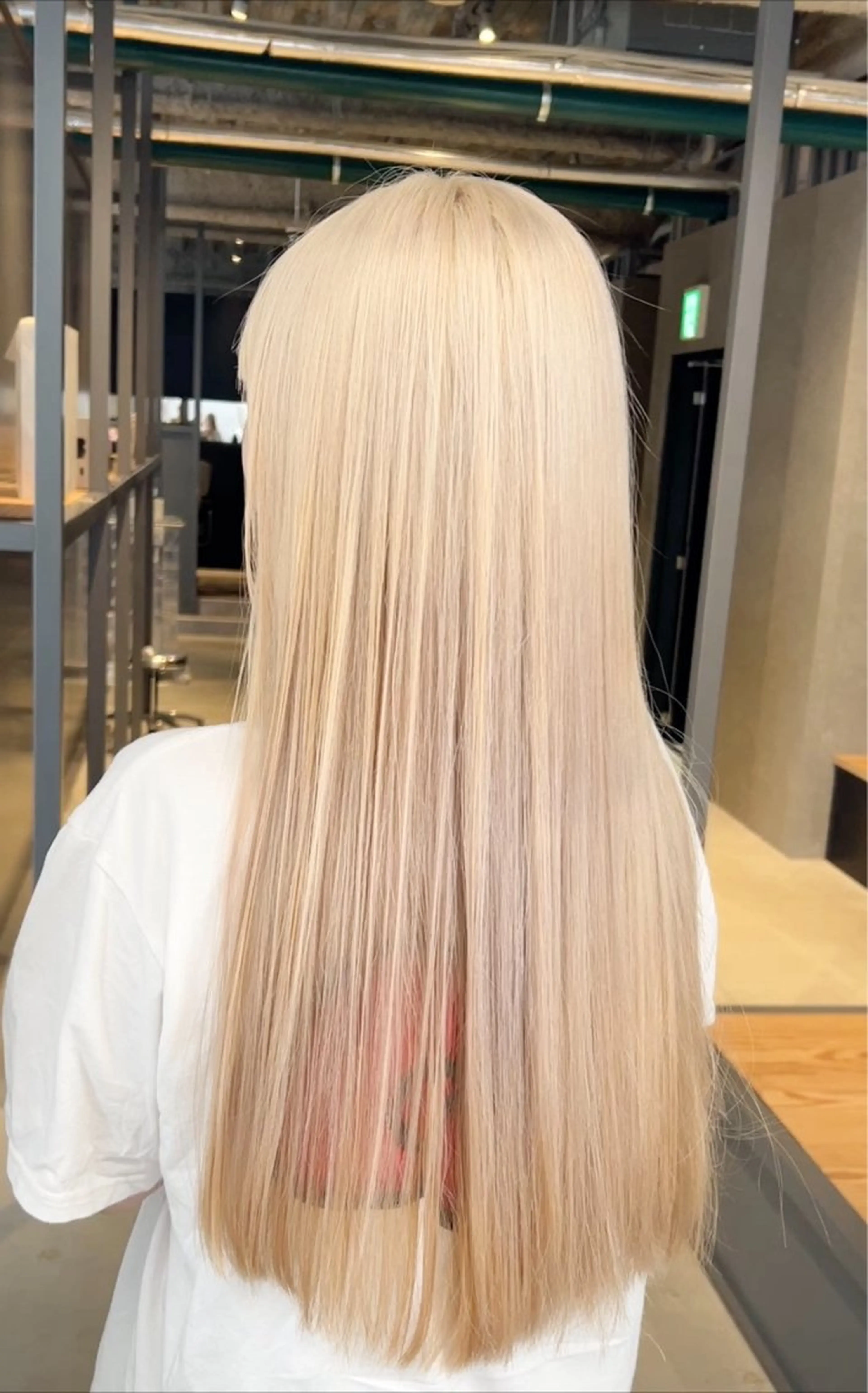 ロング 縮毛矯正 佐藤 崇文のヘアスタイル