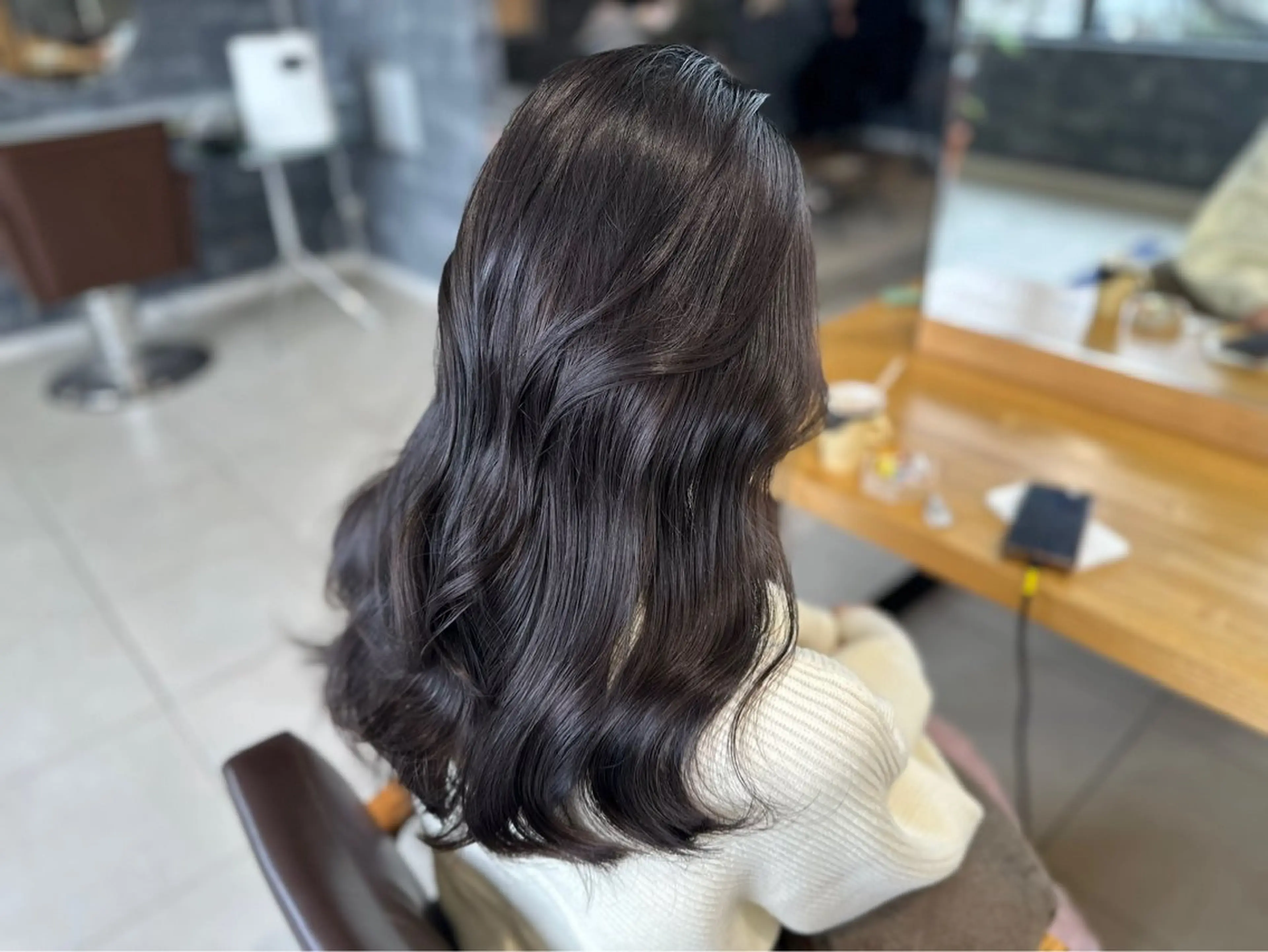 セミロング カラー ⛄️カラーモデル /艶カラー/あい⛄️のヘアスタイル