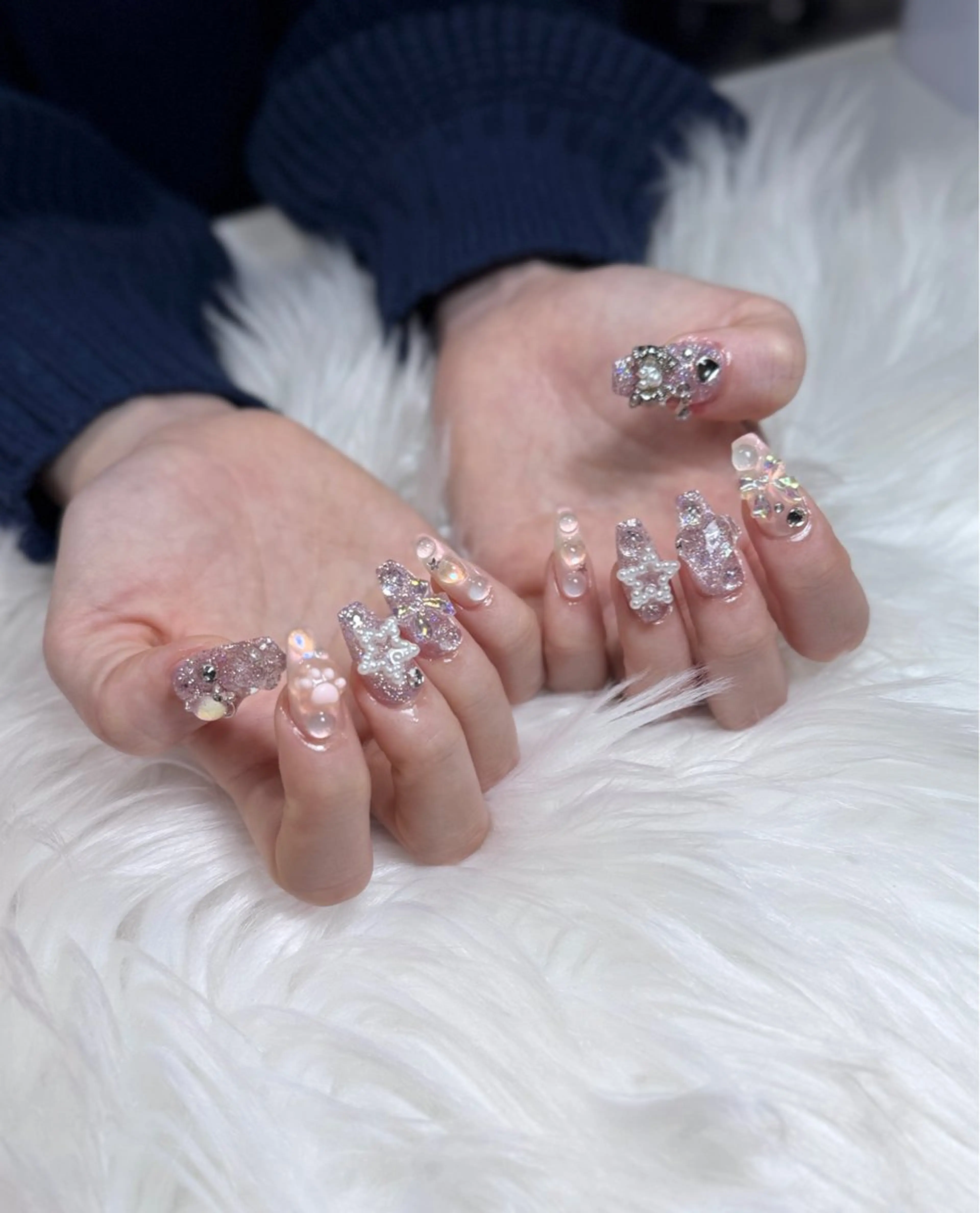 ネイル アートネイル オーロラネイル ジェルネイル 韓国ネイル ロングネイル ハンドネイル Nichi Nailsのネイルデザイン