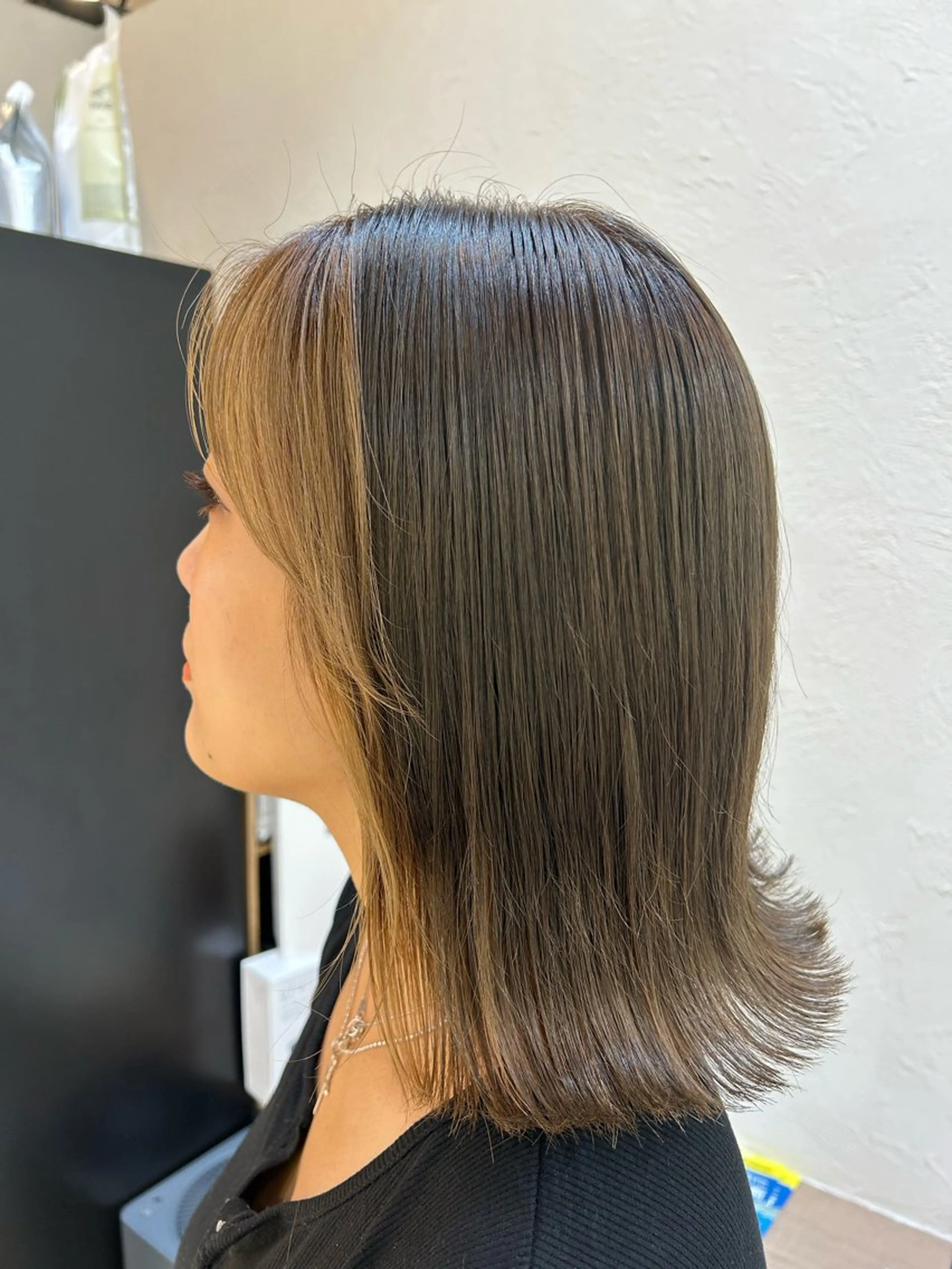 ミディアム カラー ヘアカラー トリートメント 艶質改善/縮毛矯正 ササキナツミのヘアスタイル