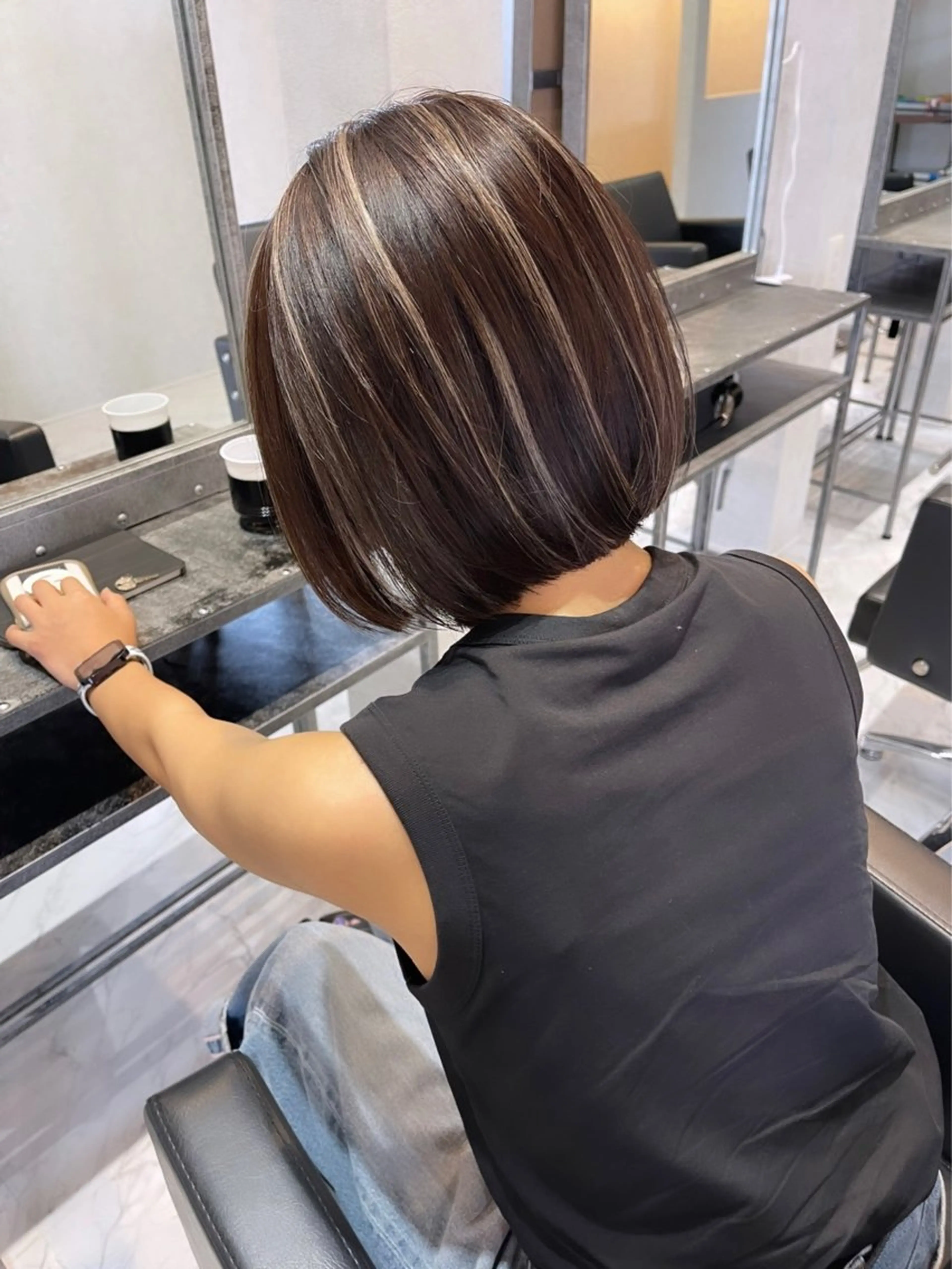 ショート カラー ヘアアレンジ バレイヤージュ デザインカラー ハイライトカラー 外国人風カラー ハイライト カット ヘアカラー トリートメント アンドウ ユウ/ レイヤーカット/韓国のヘアスタイル