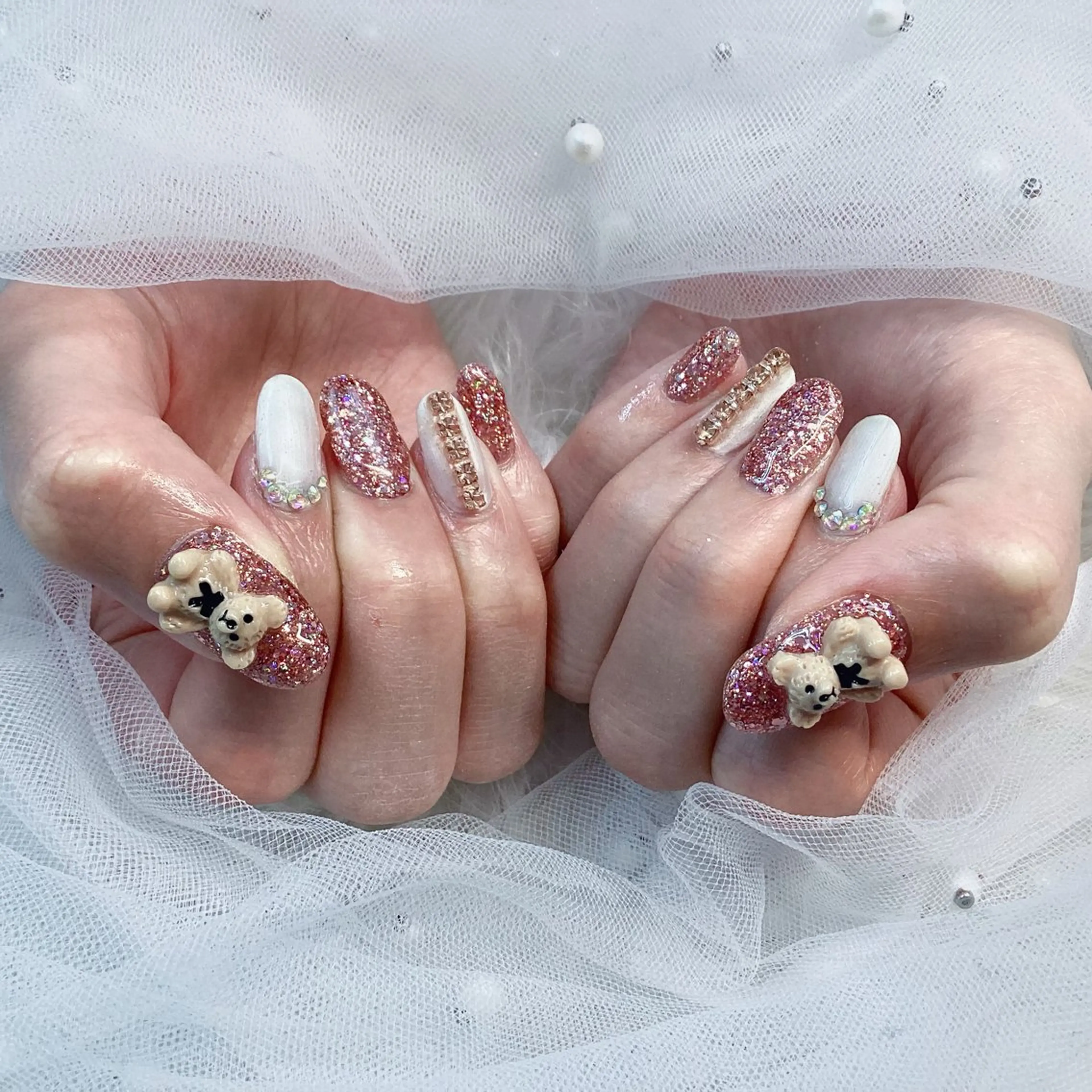 ミディアム パーツ全部¥110 サロンミミのネイルデザイン