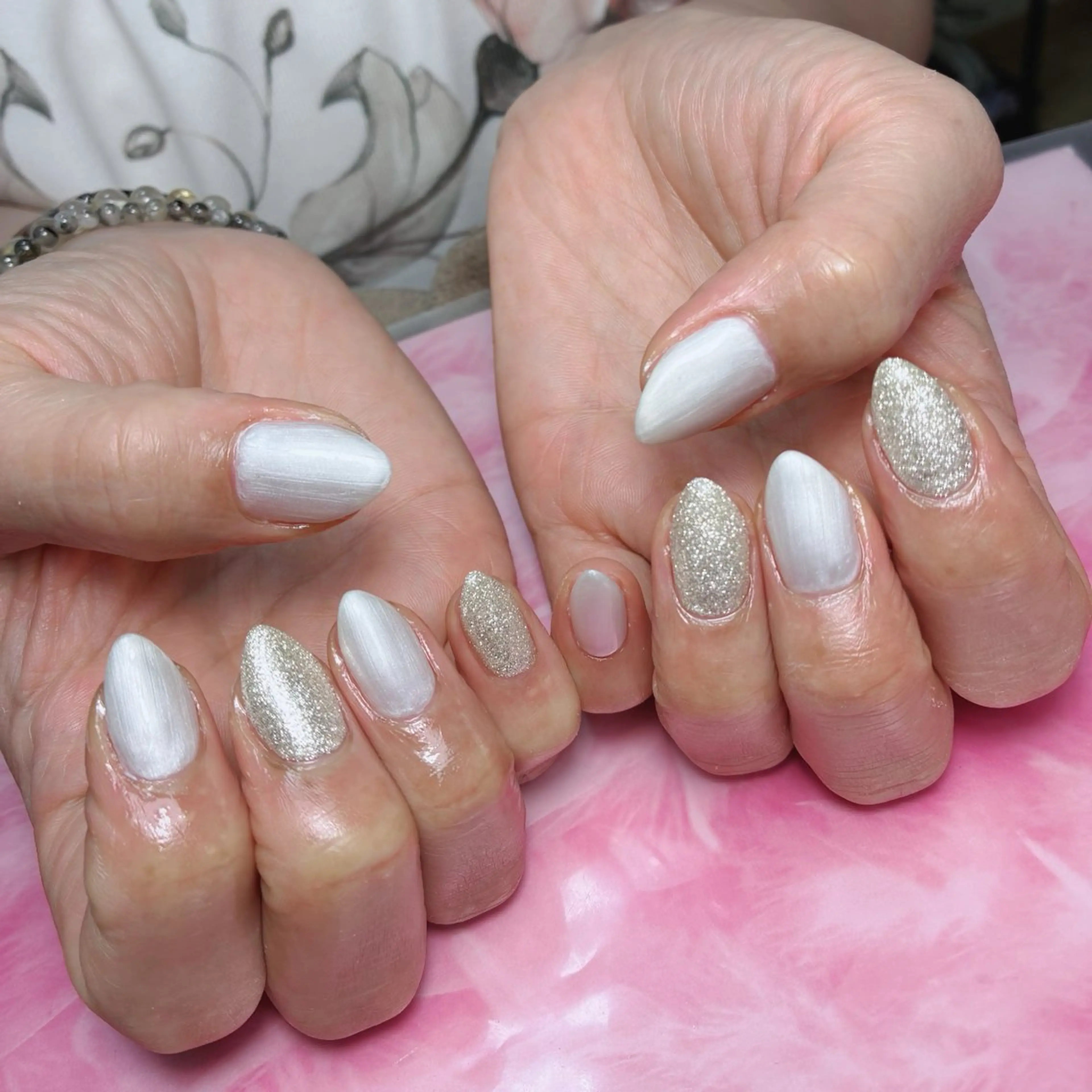 ミディアム ハンドネイル hs nail salonのネイルデザイン