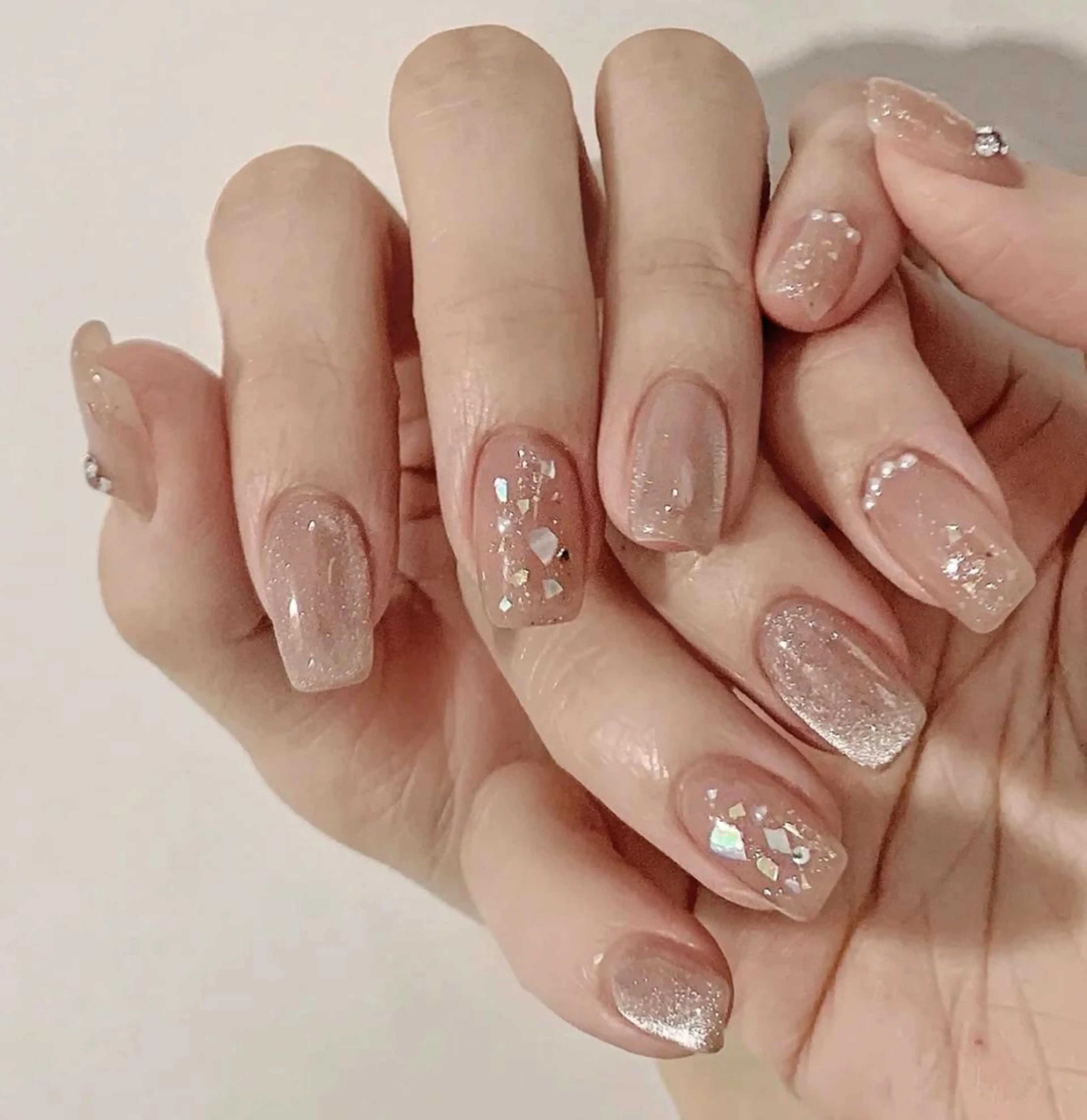 ネイル Queens PUPUのネイルデザイン