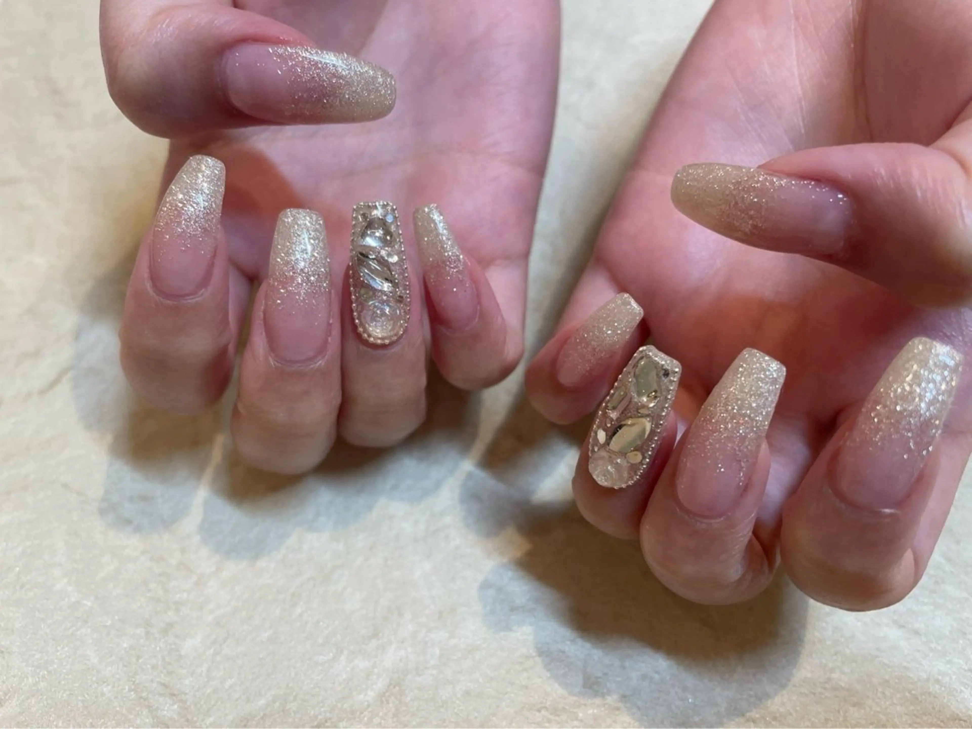 ネイル ハンドネイル ネイルサロン エルフィンのネイルデザイン