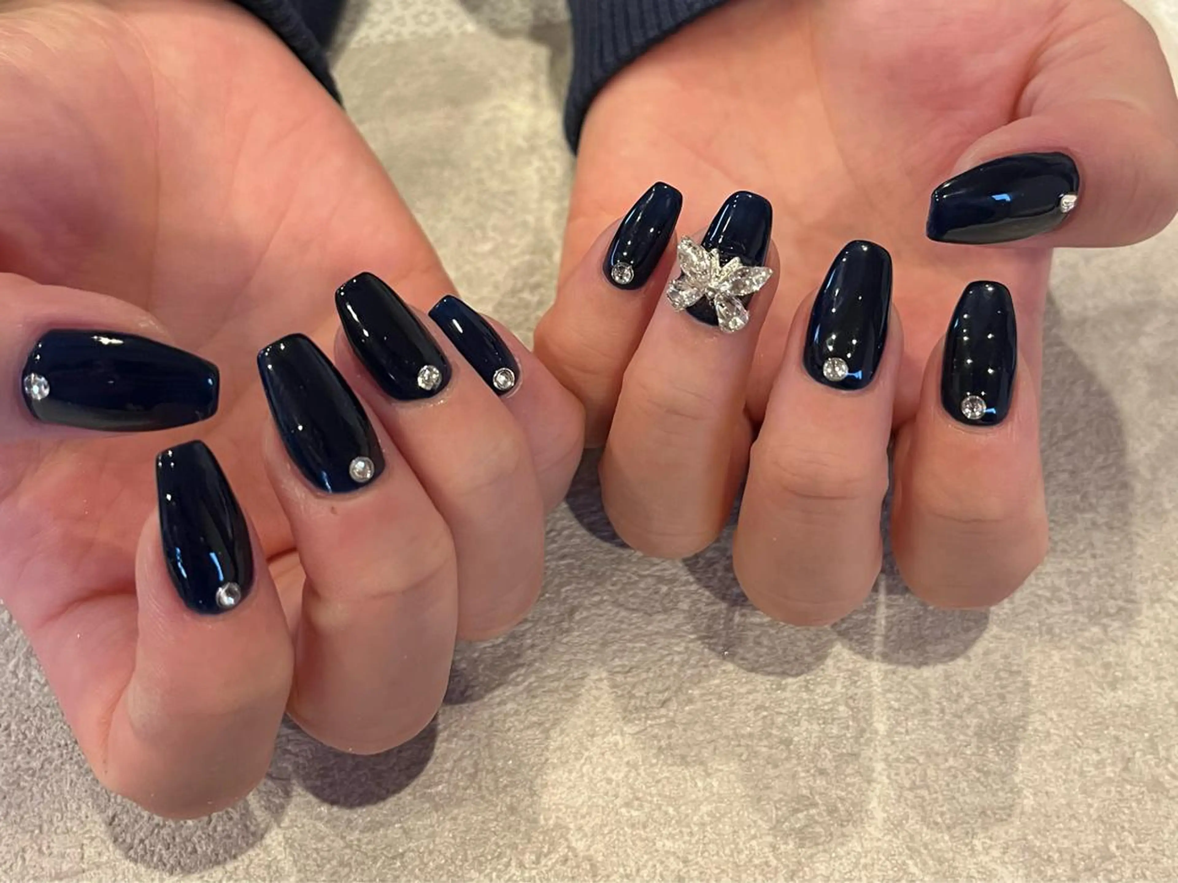 ネイル ニュアンスネイル スカルプネイル 小河 仁美のネイルデザイン