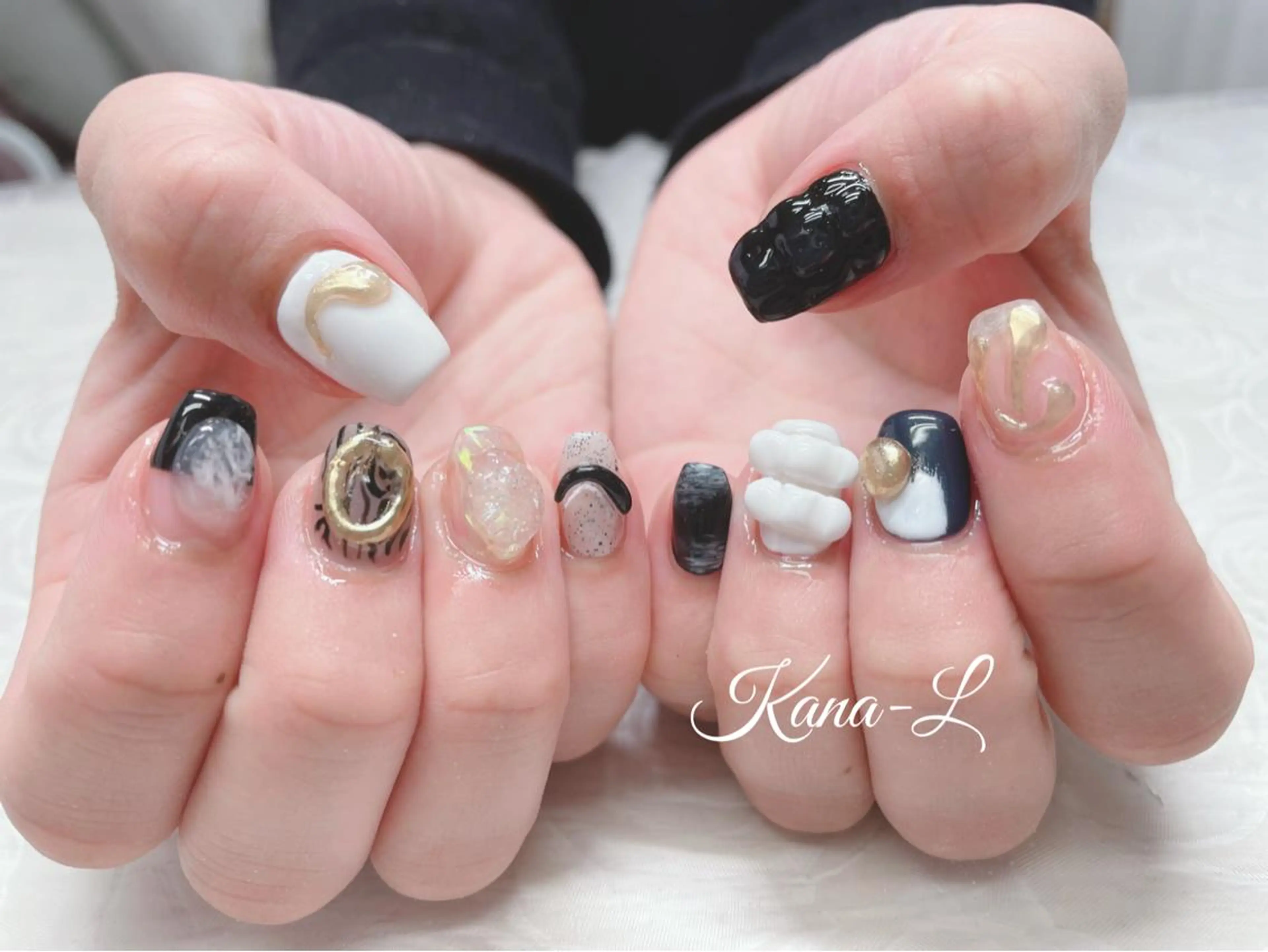 カラー ネイル ニュアンスネイル ぷっくりネイル 芦辺 香奈のネイルデザイン