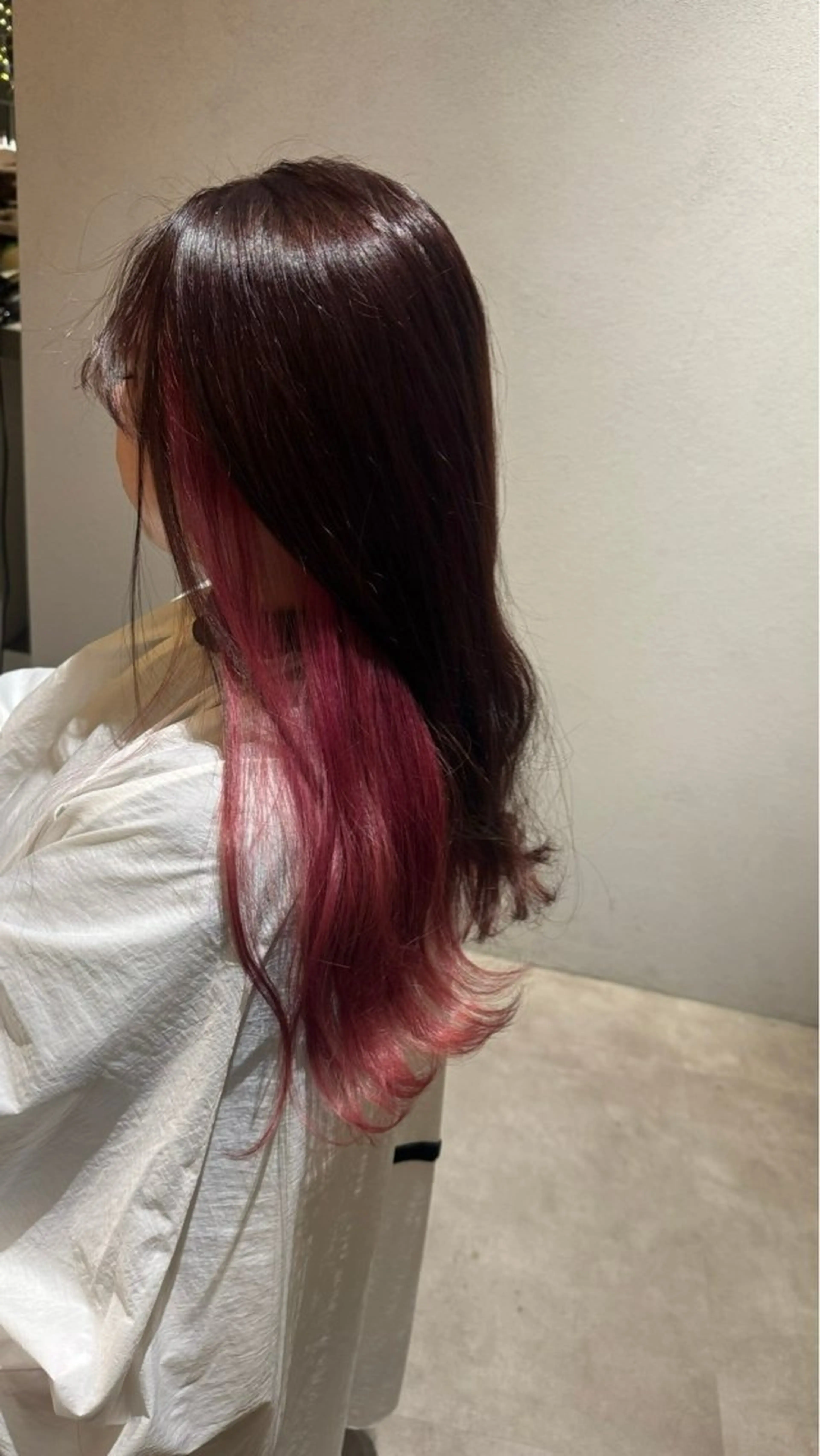 ショート カラー インナーカラー 松本 夢叶のヘアスタイル