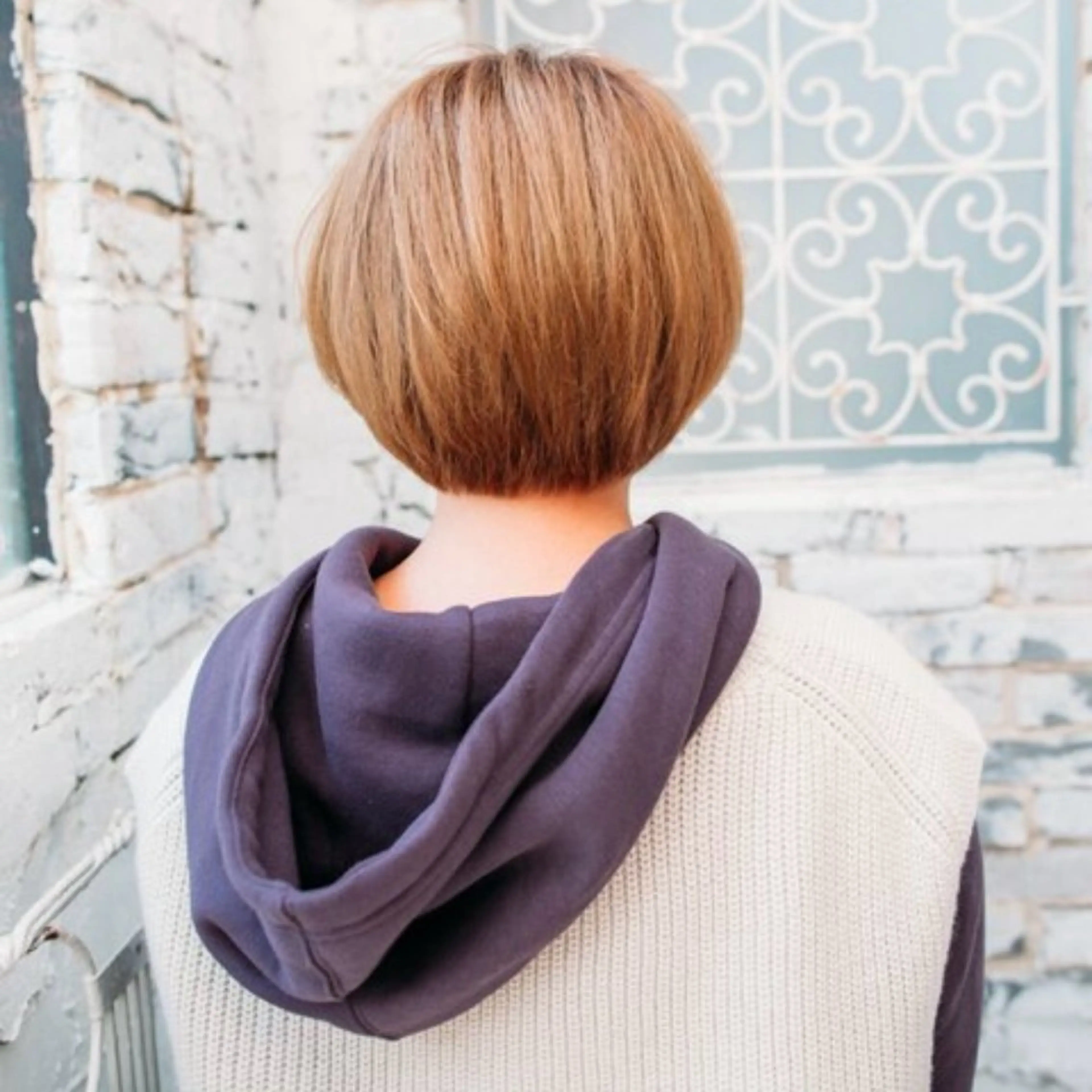 ショート カラー ハイトーン/ボブ/ ハイライト🤍涼介のヘアスタイル