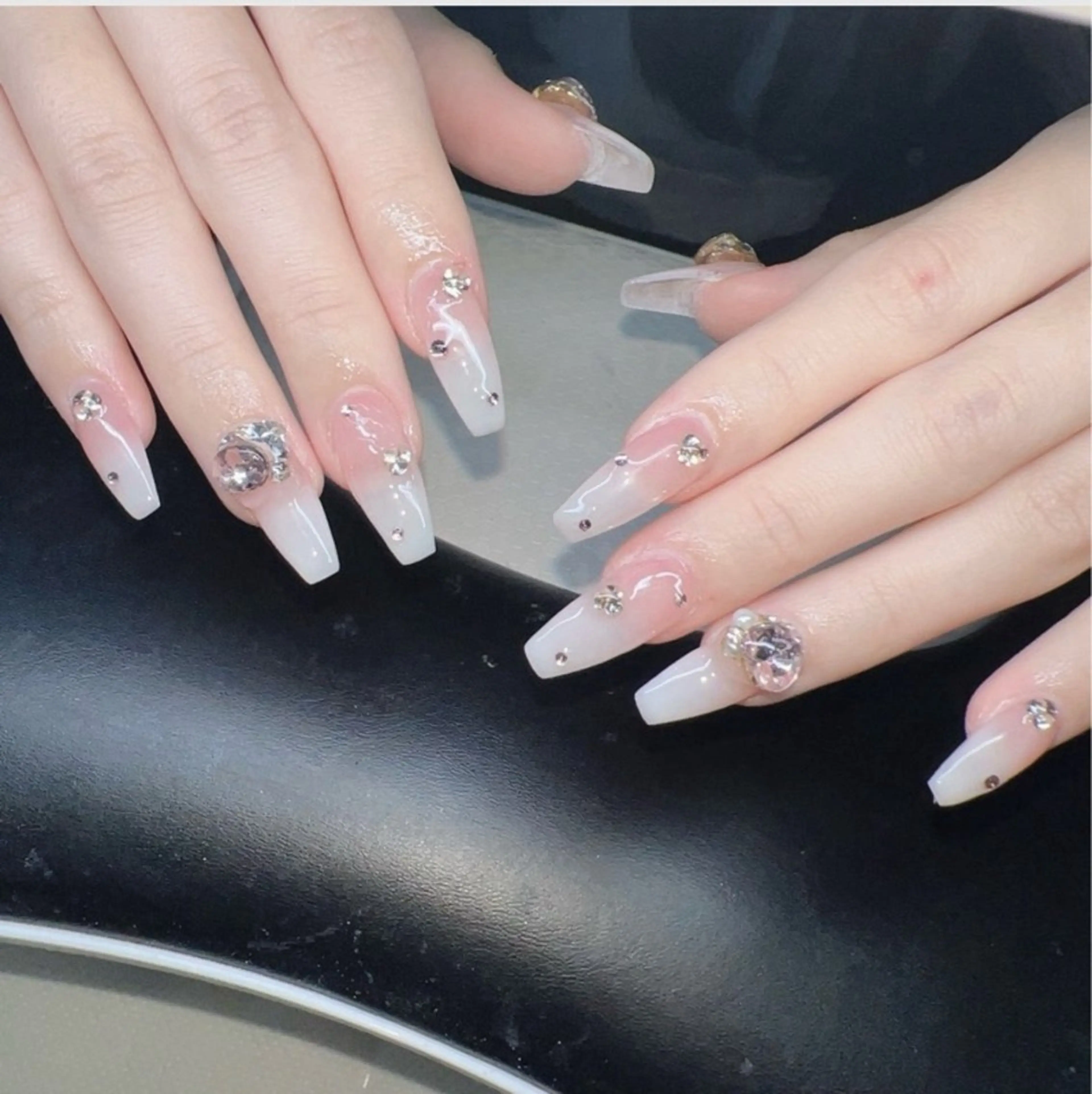 ネイル Lee Nailsのネイルデザイン
