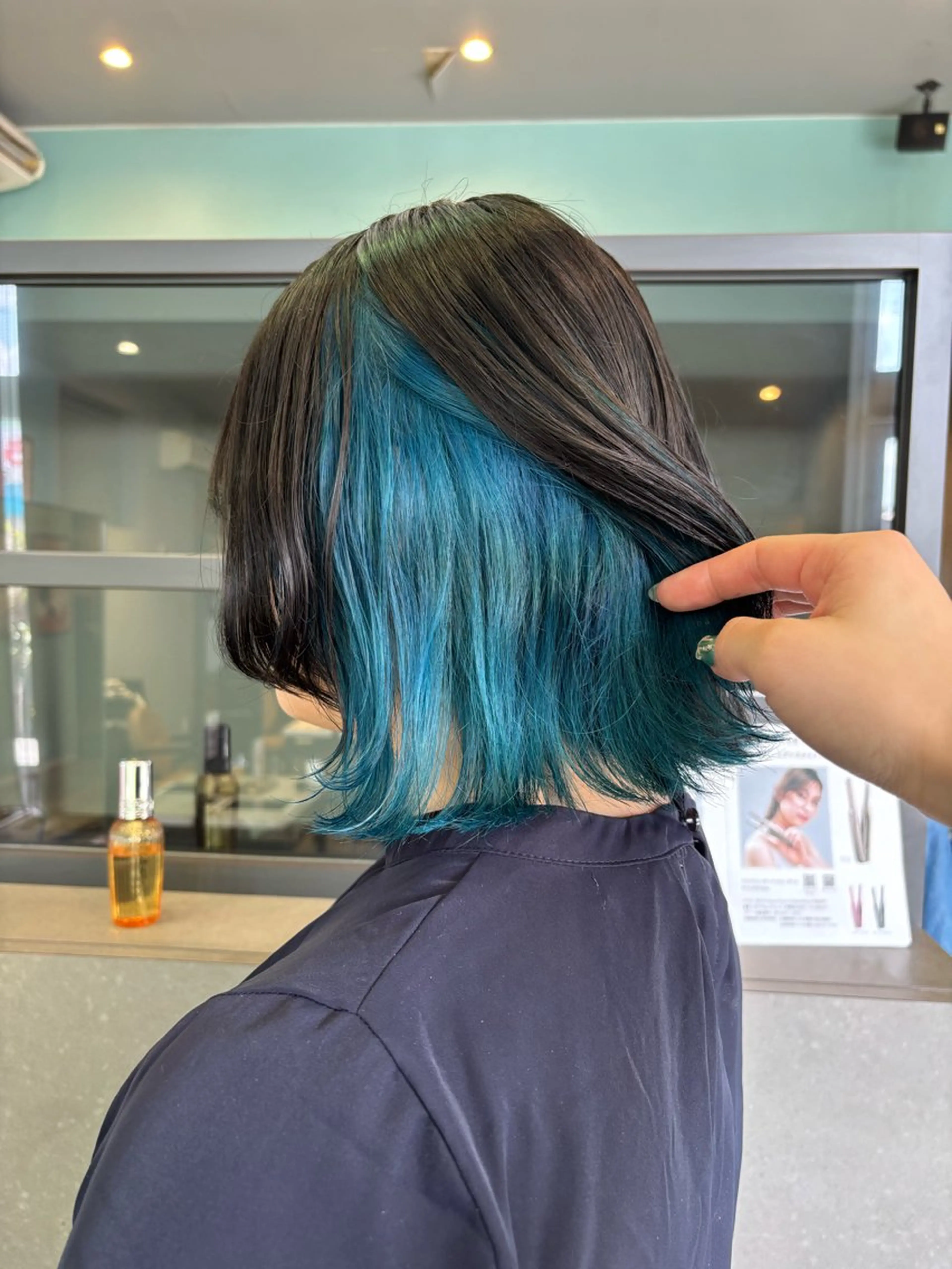 ミディアム カラー ブルーカラー インナーカラー ヘアカラー 古田 穂香/似合わせカラーのヘアスタイル