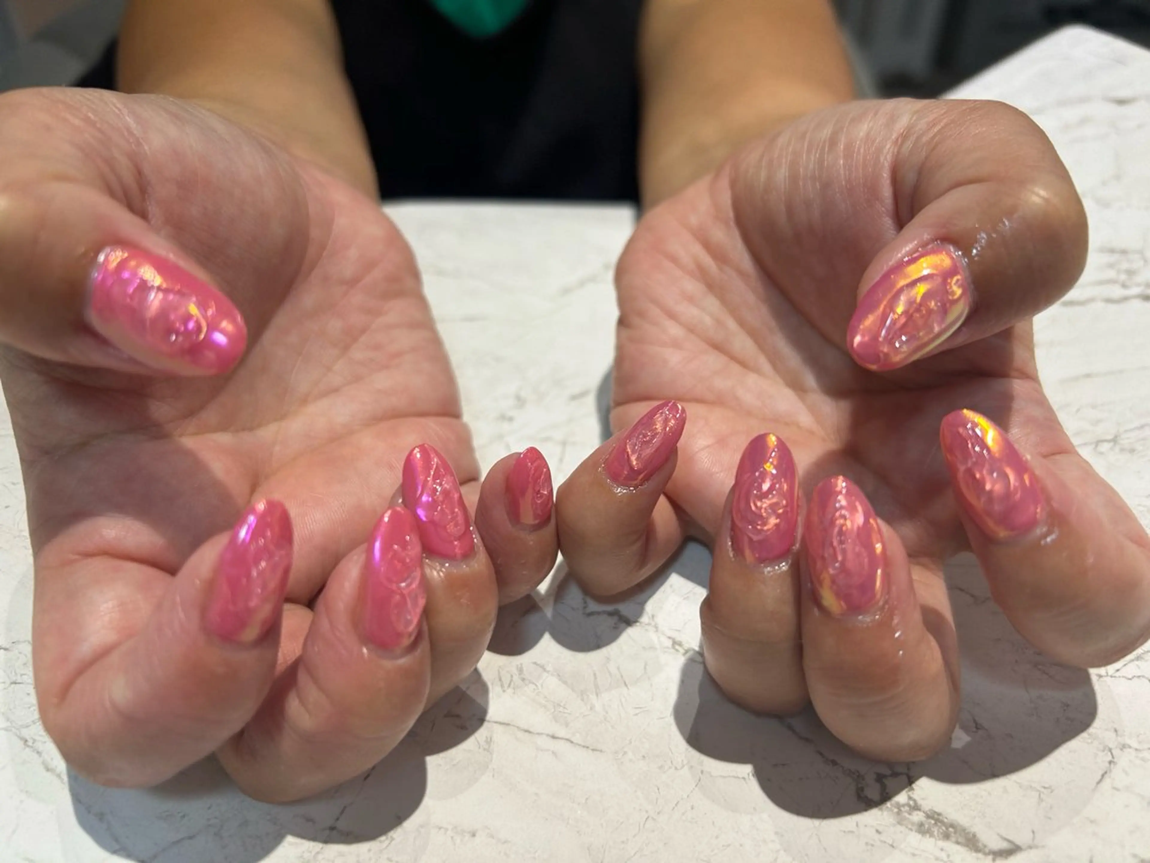 ネイル オーロラネイル ハンドネイル ROCCO nailのネイルデザイン