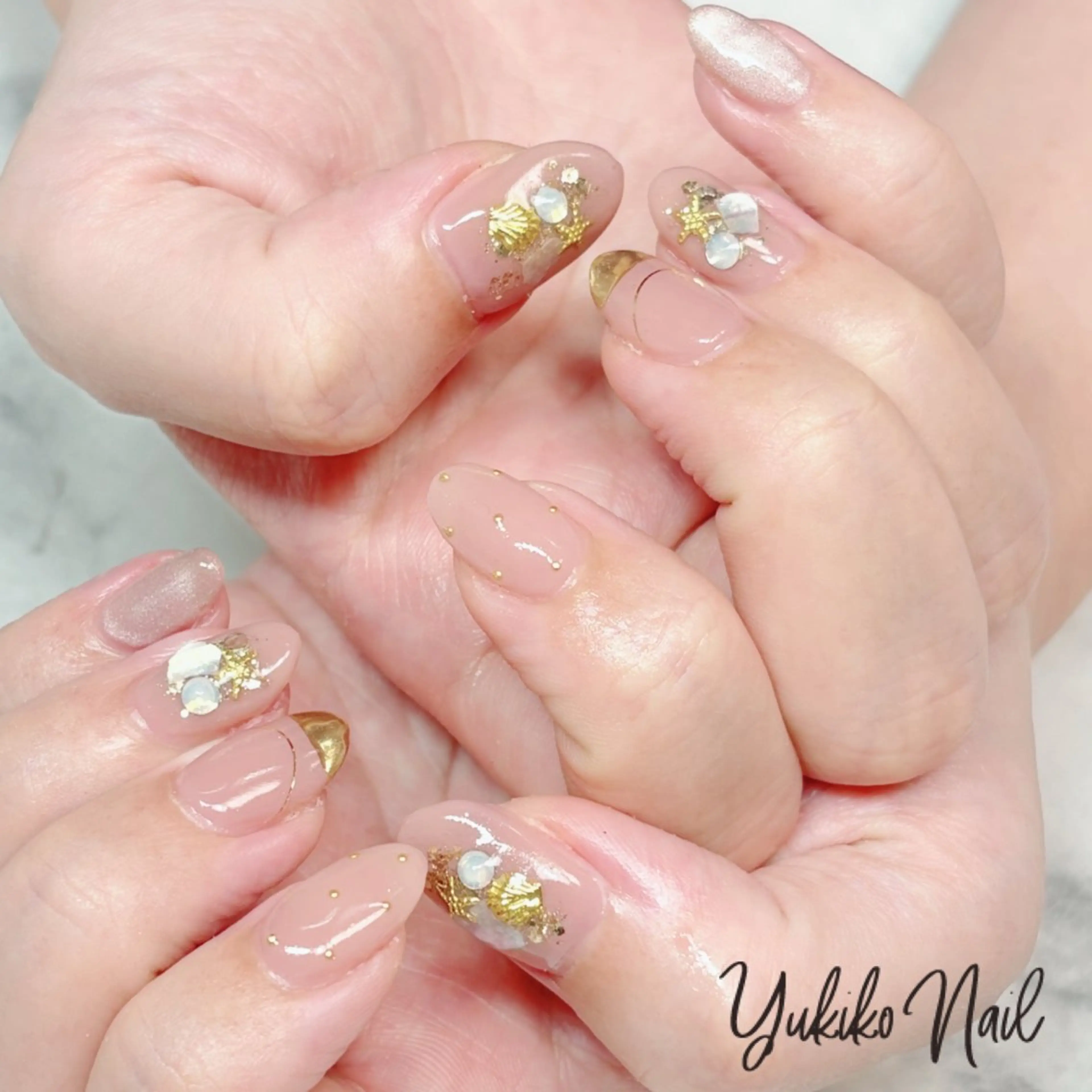 ネイル ミラーネイル オフィスネイル 夏ネイル ハンドネイル ユキコ ネイルのネイルデザイン