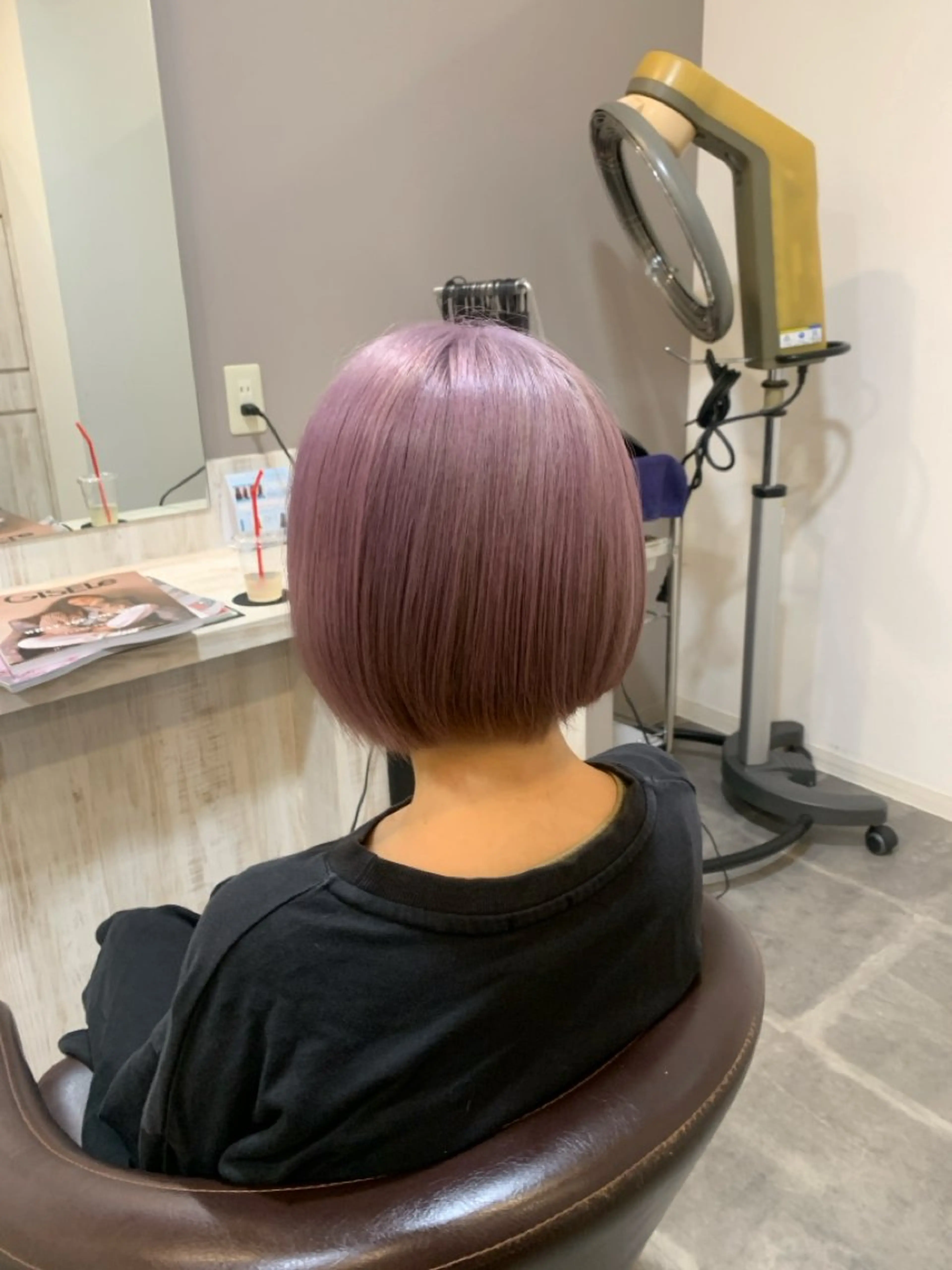 ショート カラー パープルカラー ボブ レイヤーカット 西宮北口/みなみのヘアスタイル