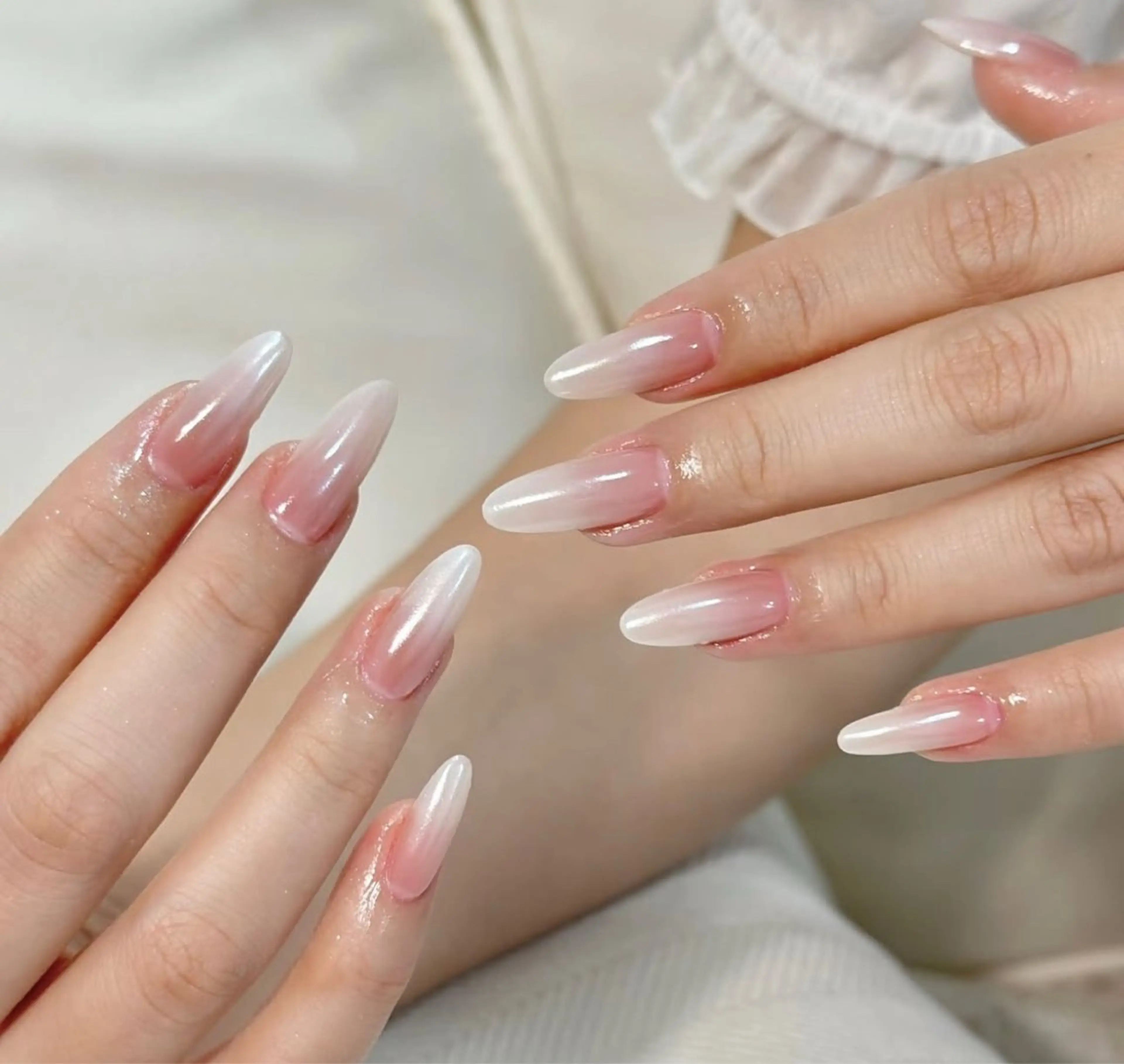 ネイル チークネイル クリアネイル ガーリー キラキラネイル 韓国ネイル ハンドネイル Ryu Nail Studio所属・Ryu Nail 新大久保のネイルデザイン