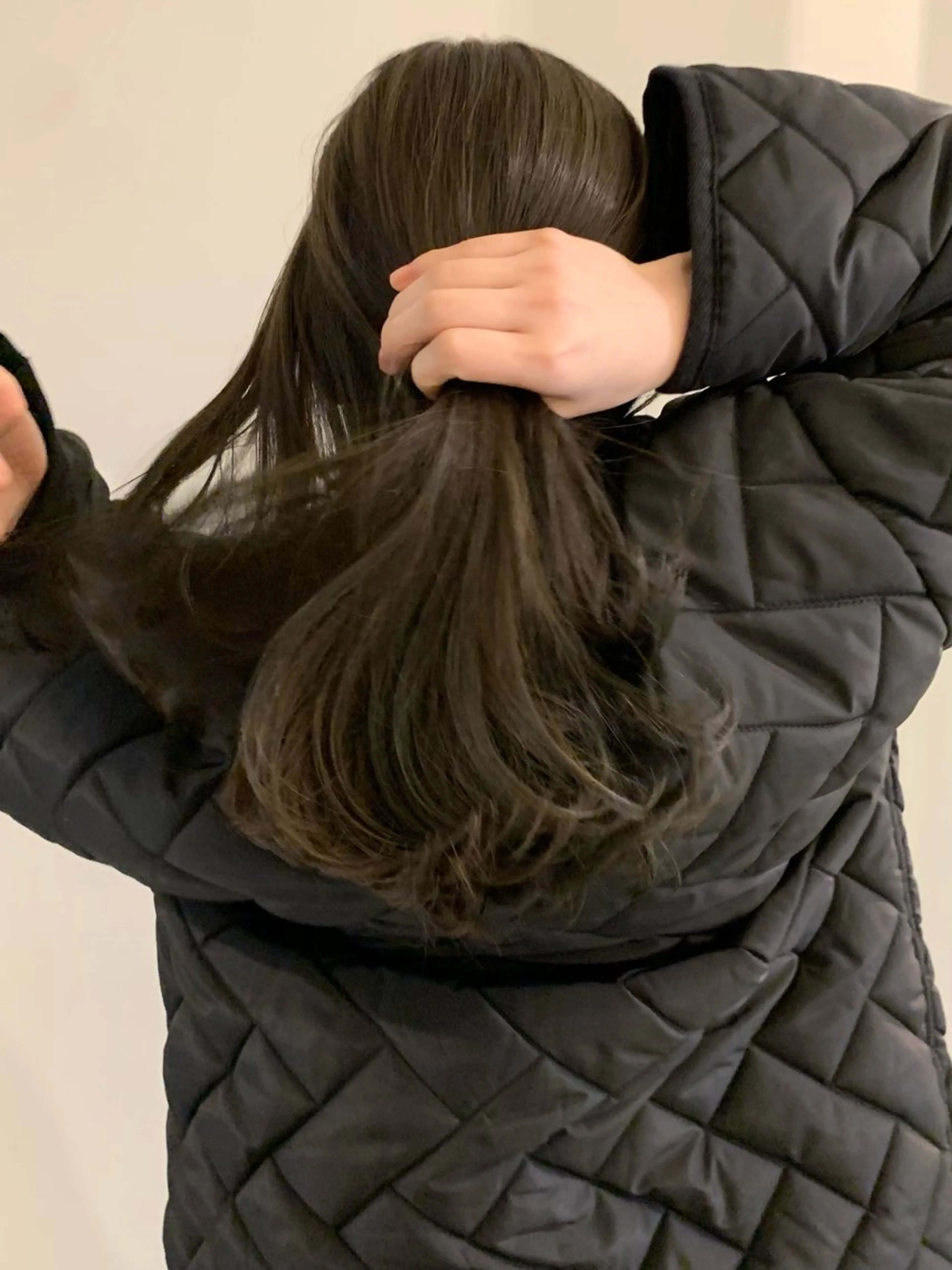 セミロング カラー ブリーチ グレージュ ブリーチなしカラー オリーブグレージュ オリーブグレー カット ヘアカラー トリートメント 落合希 Olivebeigeのヘアスタイル