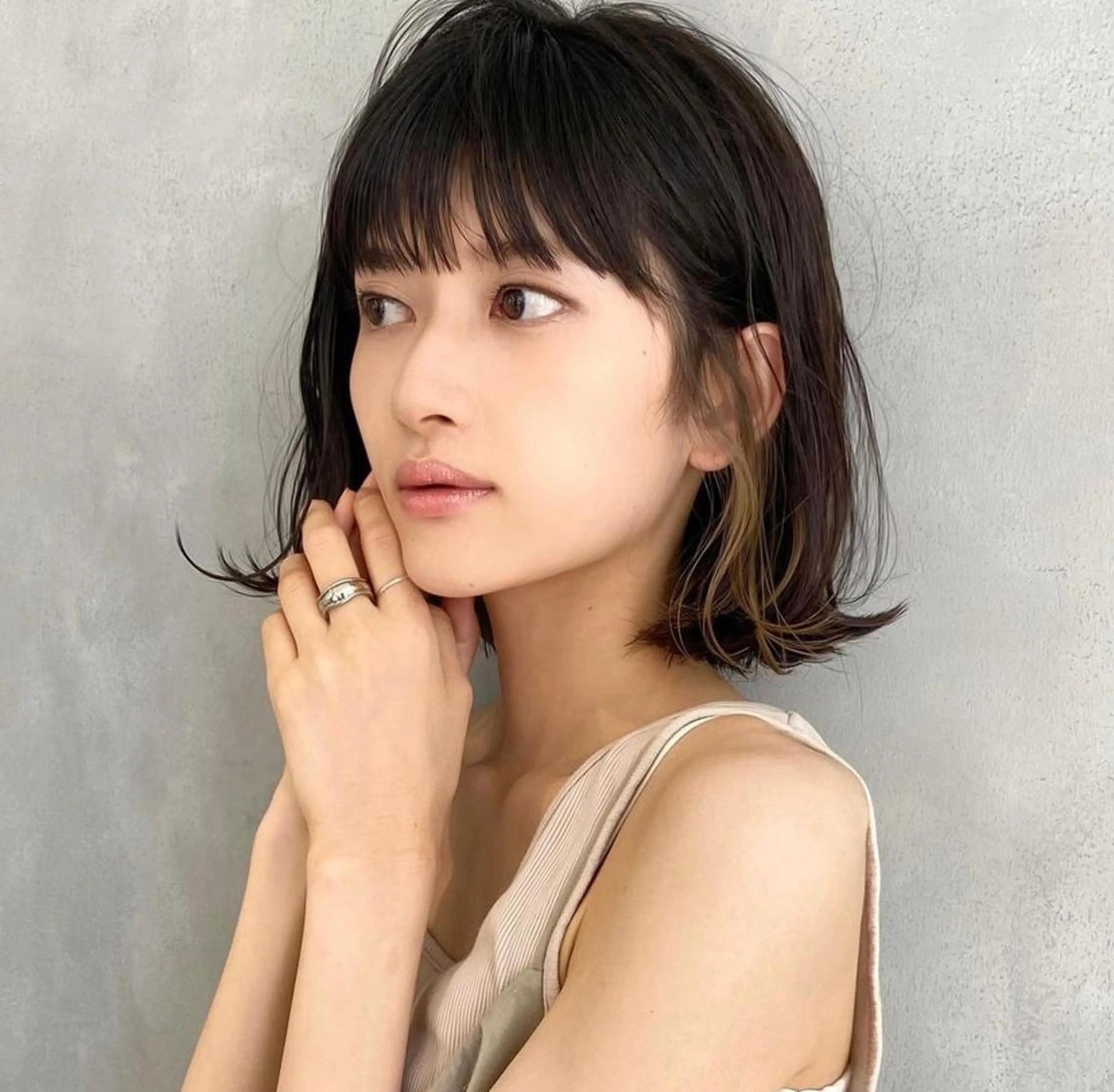 ミディアム 💫期間限定価格💫 似合わせカット🧚のヘアスタイル