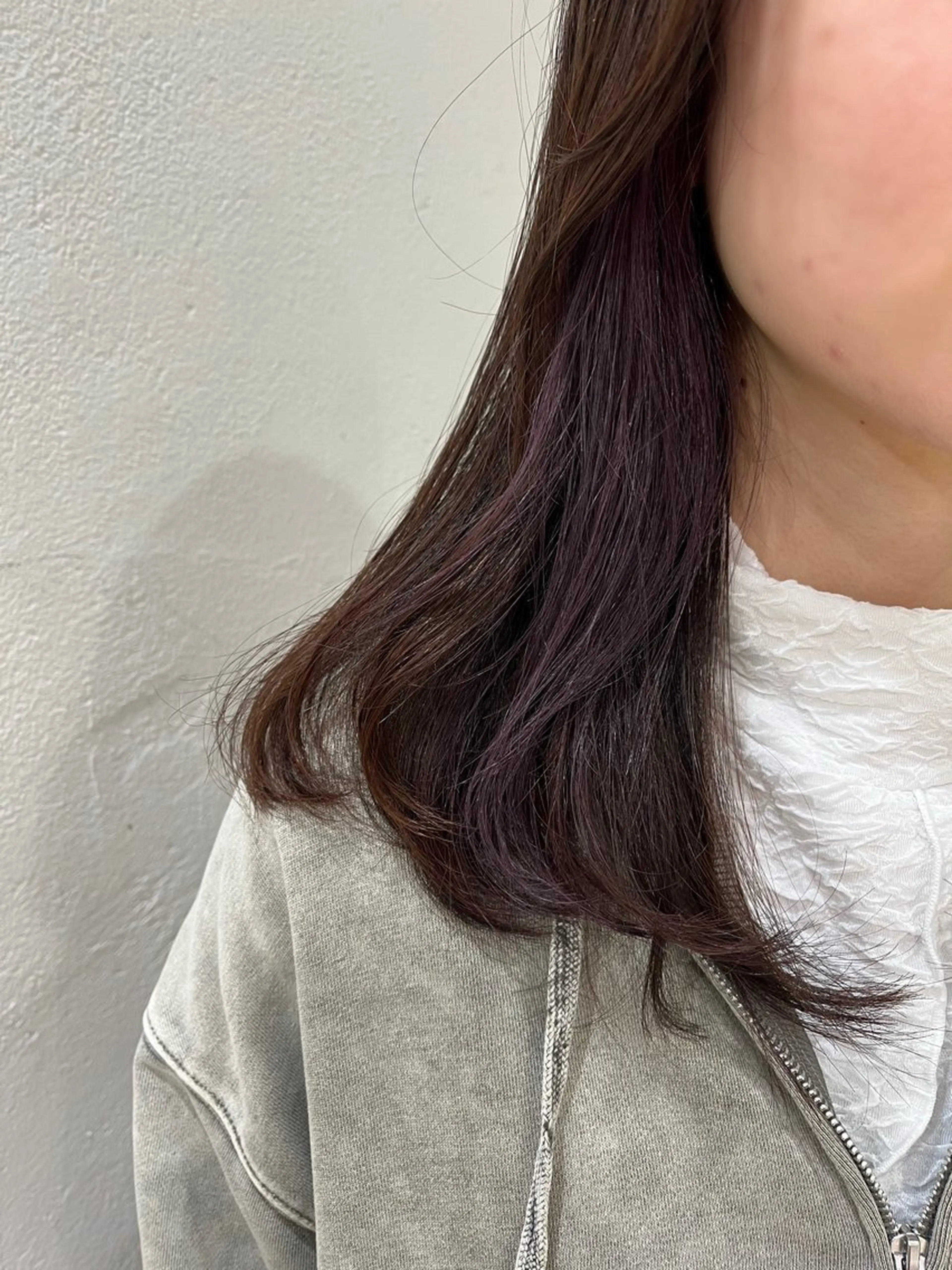 ミディアム カラー ブリーチ イヤリングカラー レイヤーカット 透明感カラー/ 髪質改善/着付けのその他イメージ