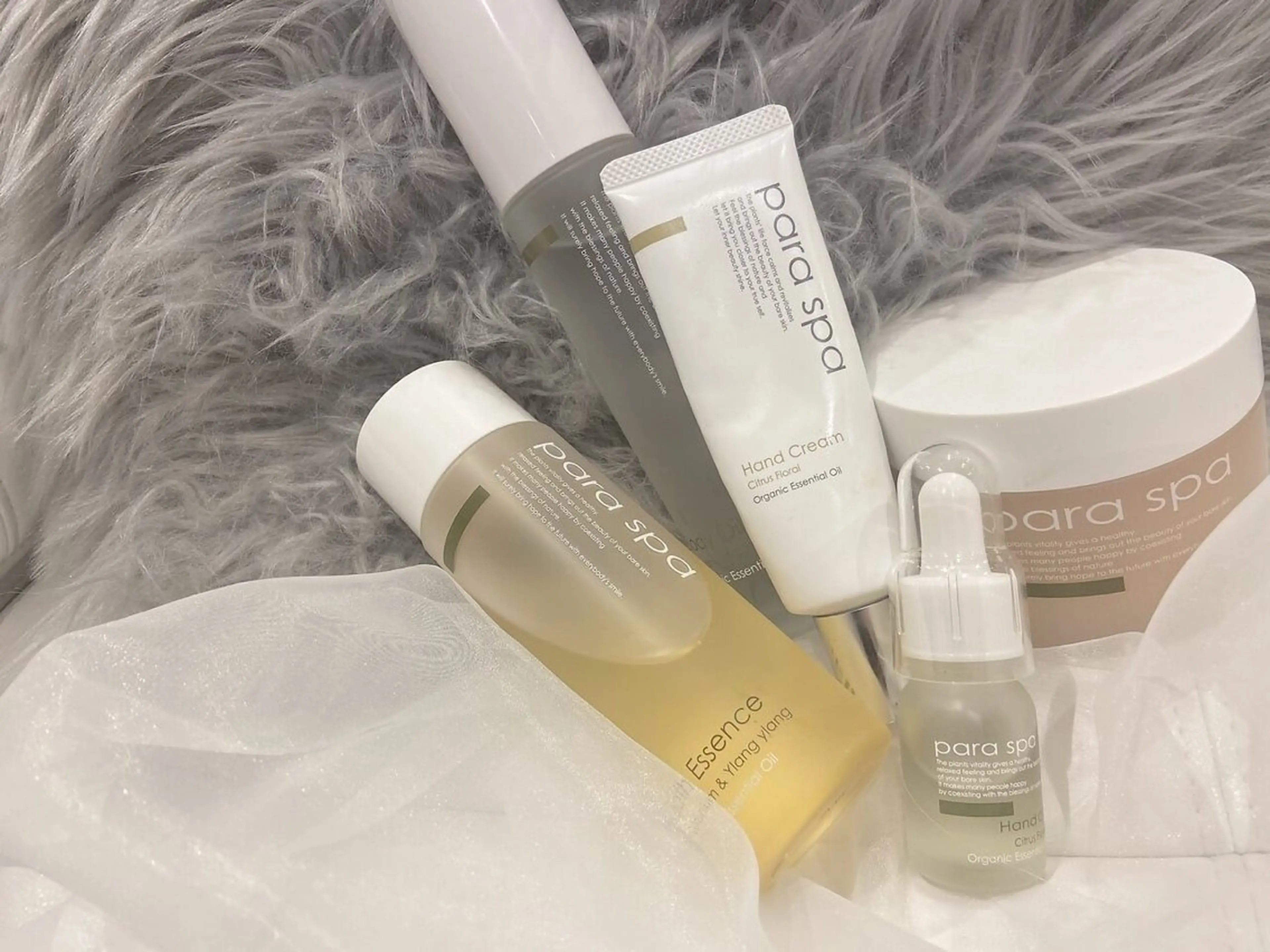 Lovinなんばスカイオ店所属・Shikata Asukaのネイルデザイン